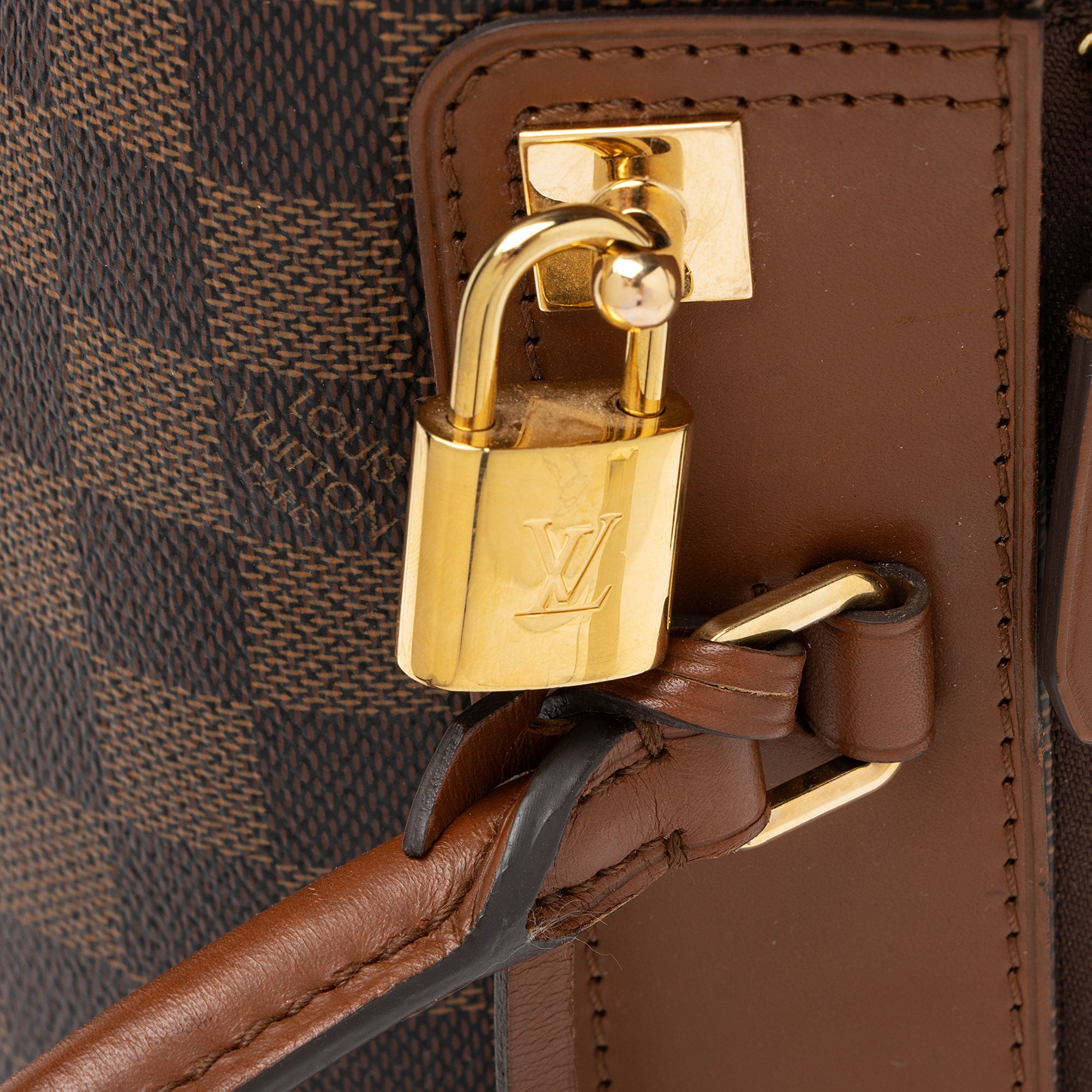 Louis Vuitton Damier Ebene Greenwich Satchel (SHF-XapNbT)