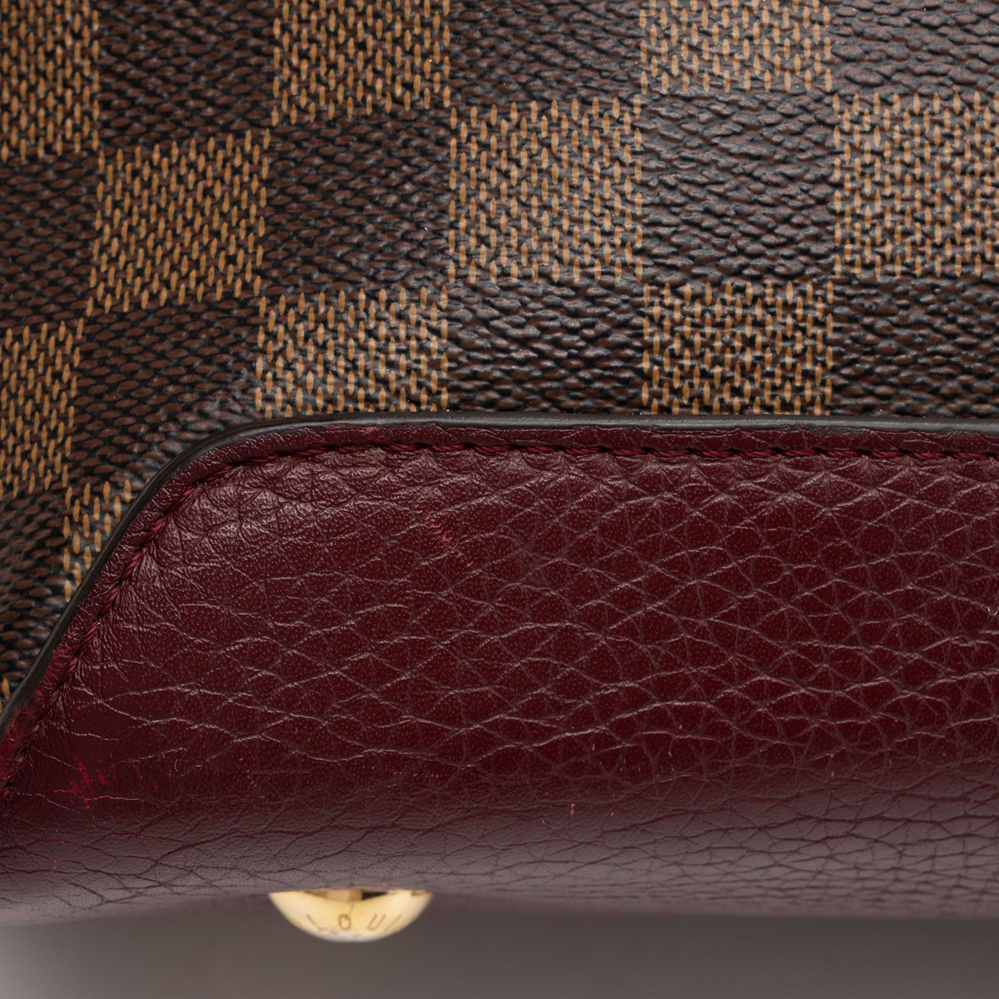 Louis Vuitton Damier Ebene Hyde Park Tote (SHF-nm9Fl3)
