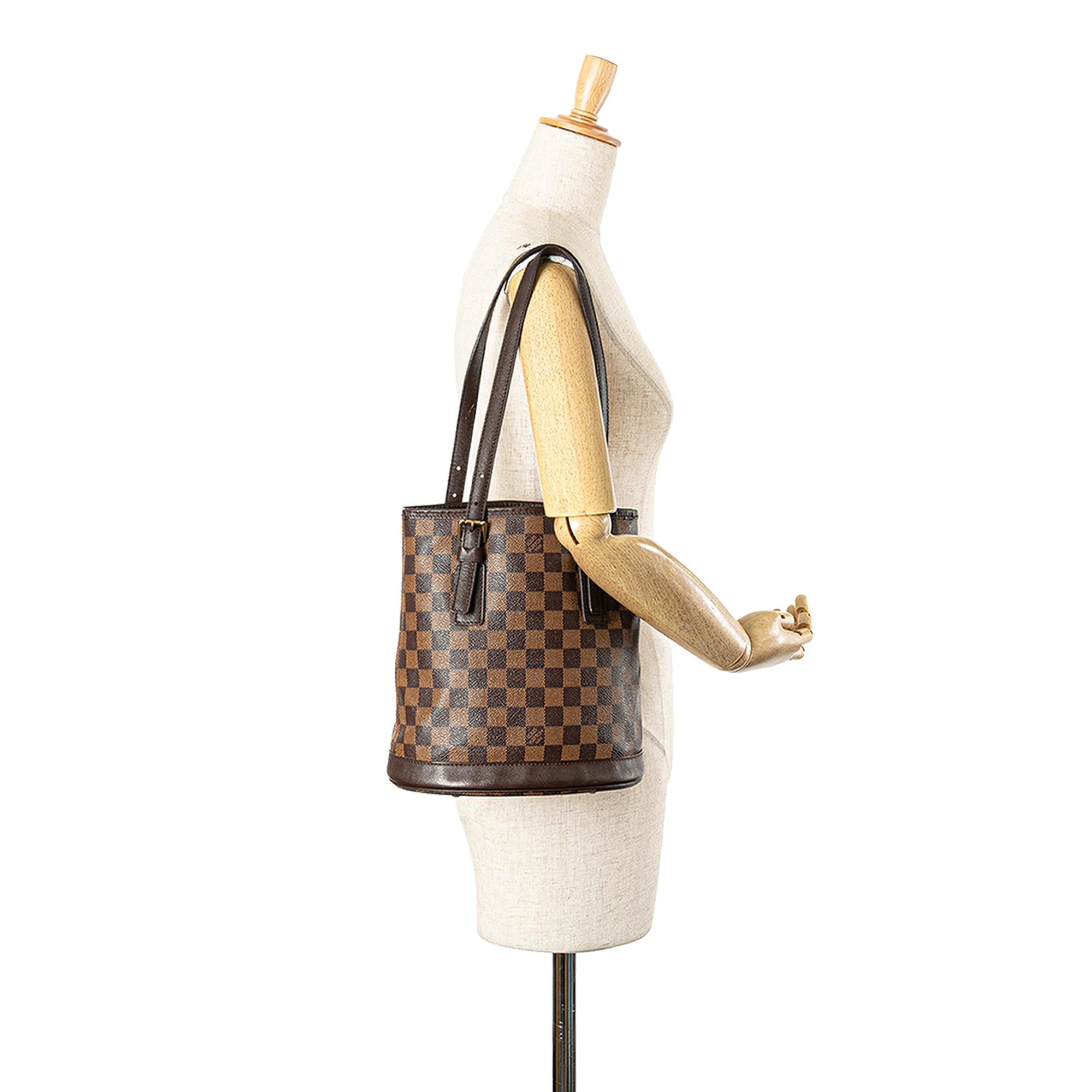 Louis Vuitton Damier Ebene Marais