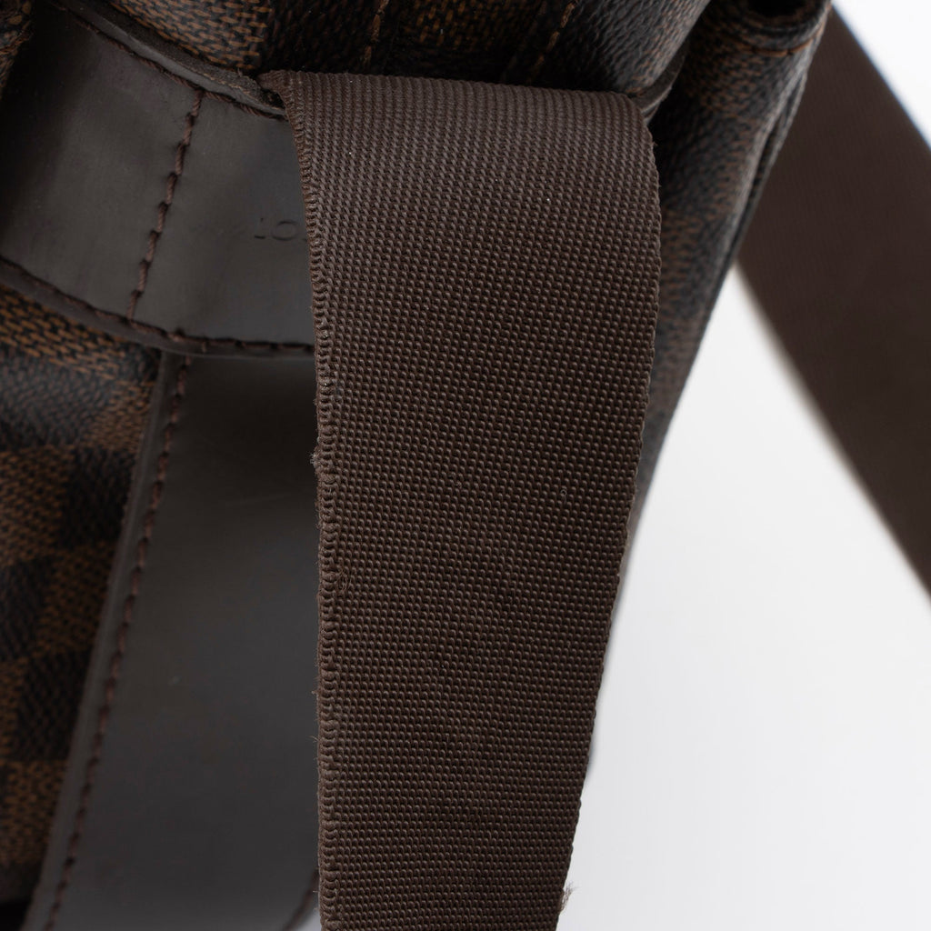 Louis Vuitton Damier Ebene Naviglio Messenger
