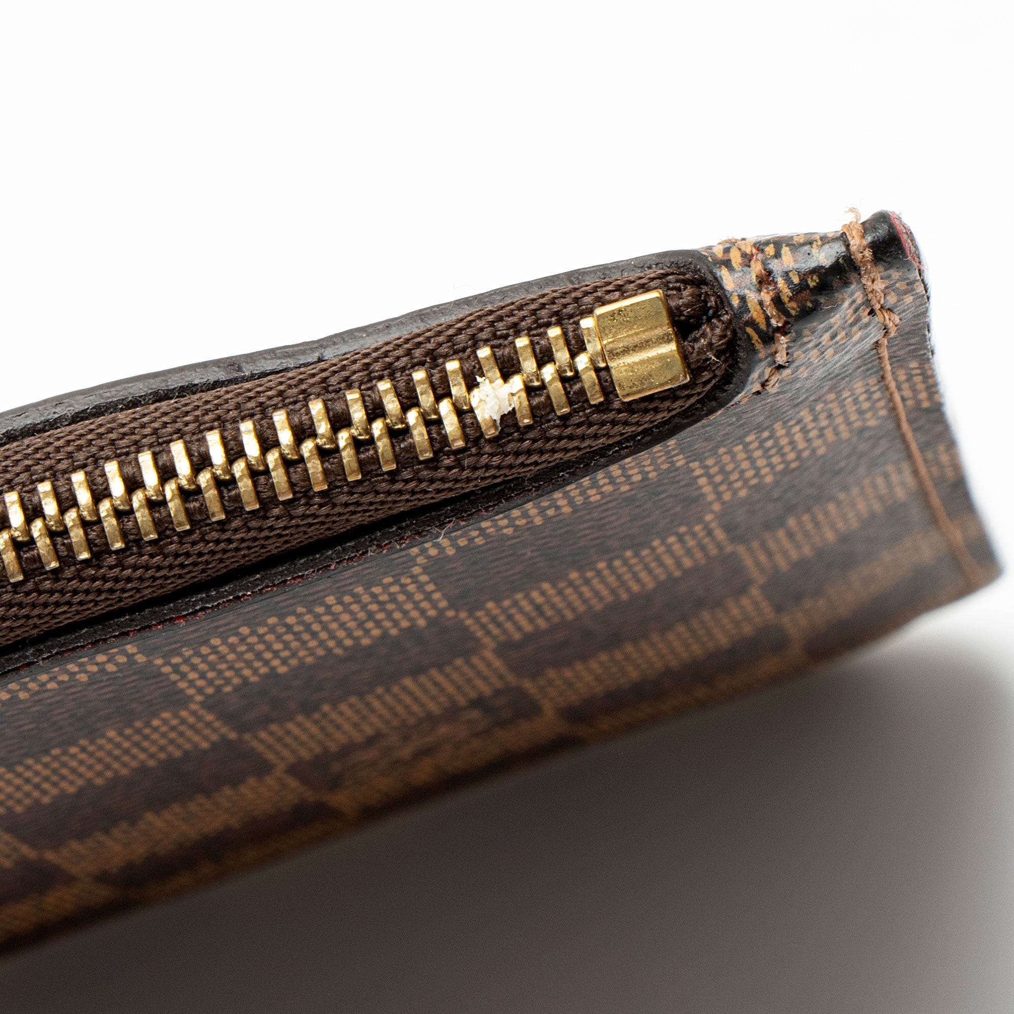 Louis Vuitton Damier Ebene Neverfull GM Pochette