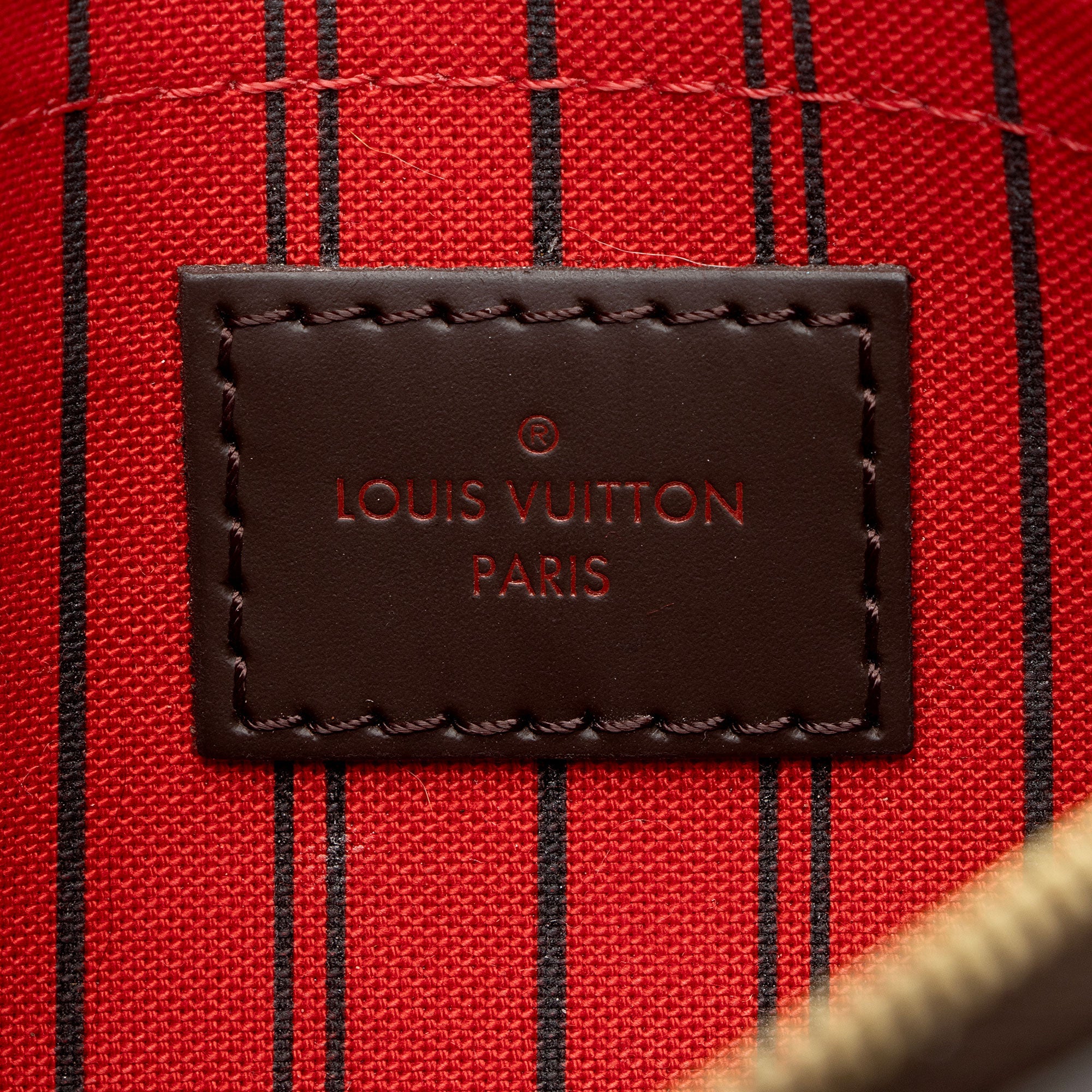 Louis Vuitton Damier Ebene Neverfull MM Pochette (SHF-uRfYF0)