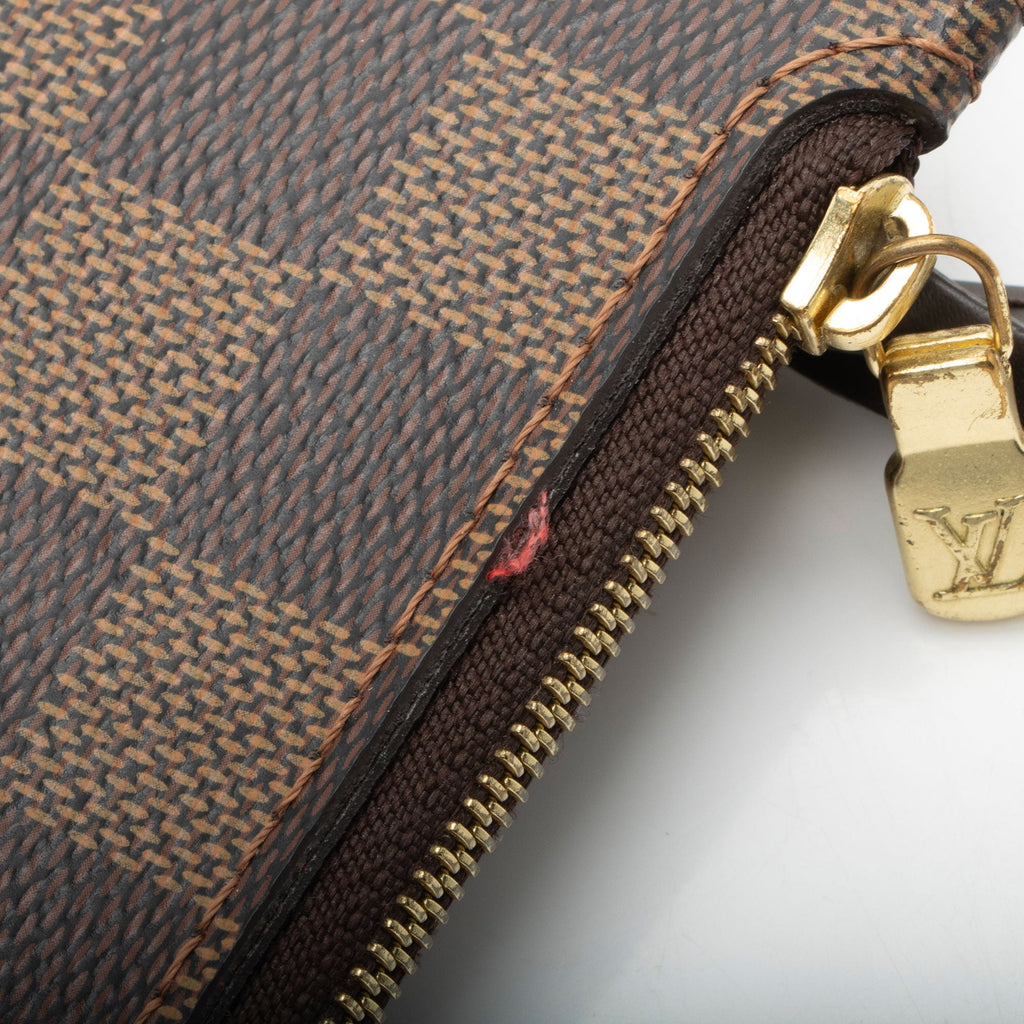 Louis Vuitton Damier Ebene Neverfull MM Pochette