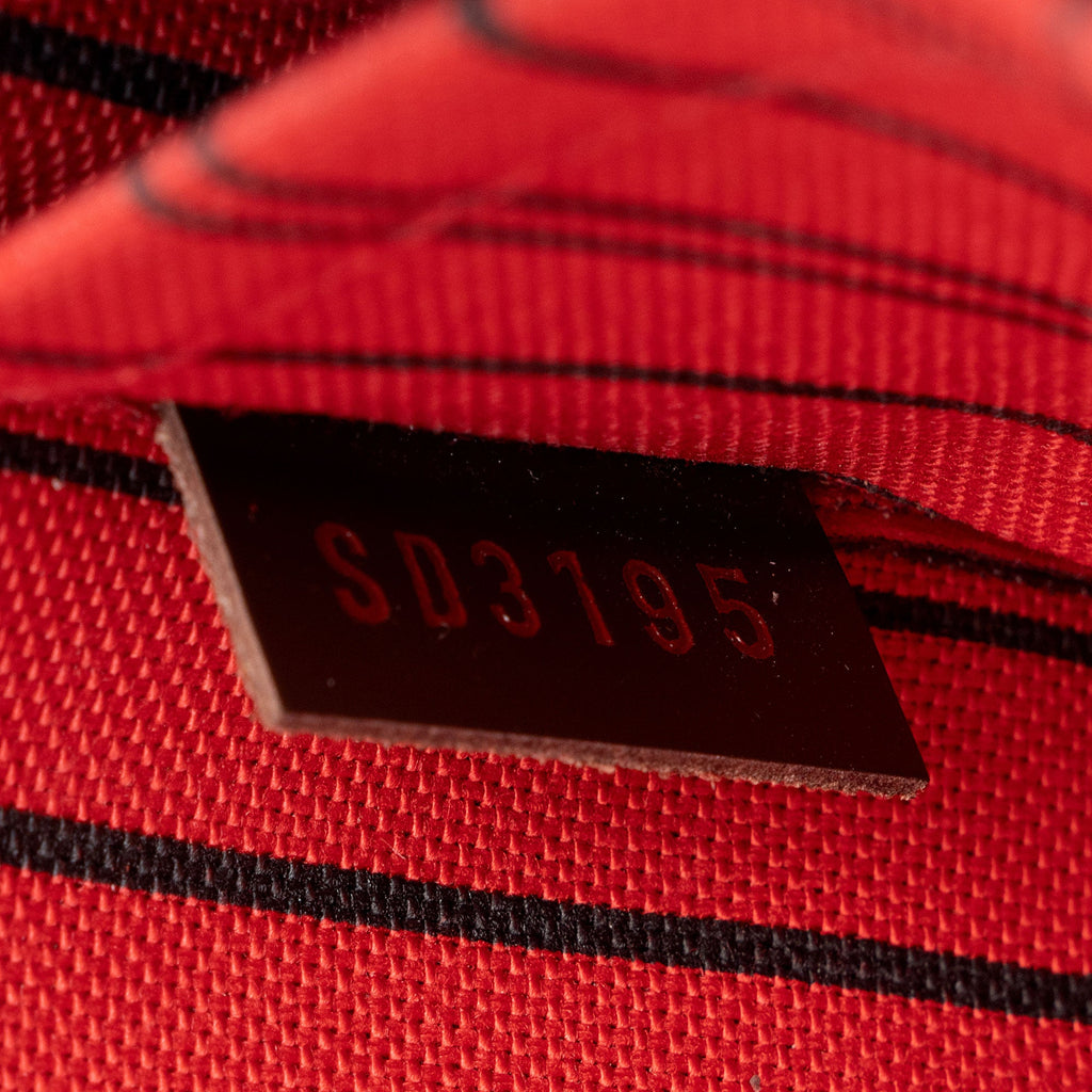 Louis Vuitton Damier Ebene Neverfull MM Pochette