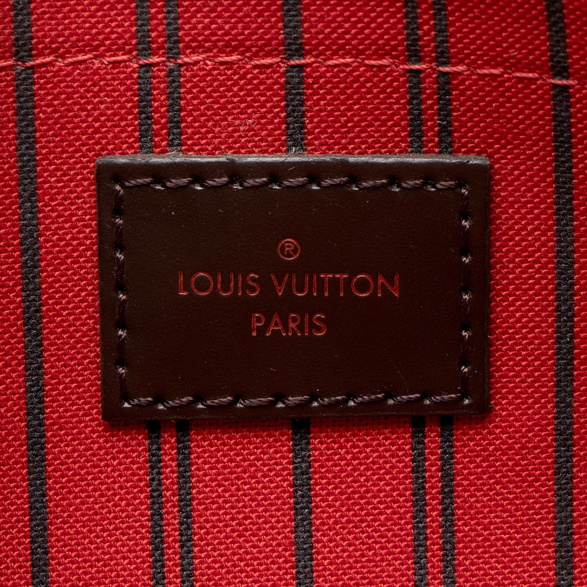 Louis Vuitton Damier Ebene Neverfull MM Pochette