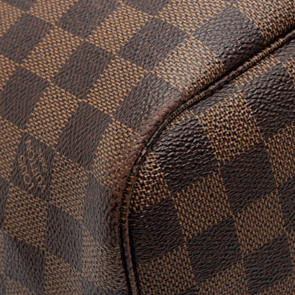 Louis Vuitton Damier Ebene Neverfull MM Tote (SHF-m9oBzp)