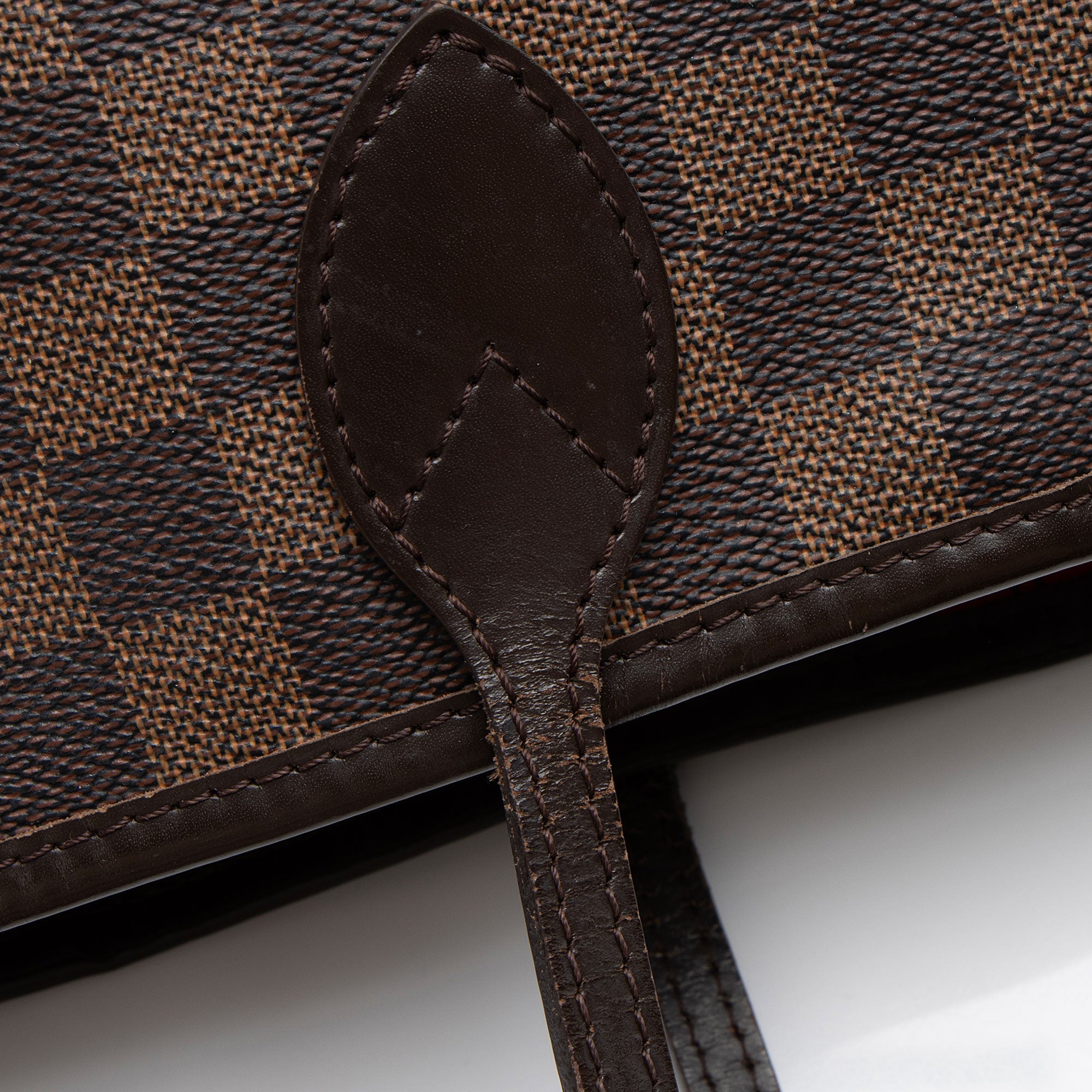 Louis Vuitton Damier Ebene Neverfull MM Tote (SHF-T7BKnj)