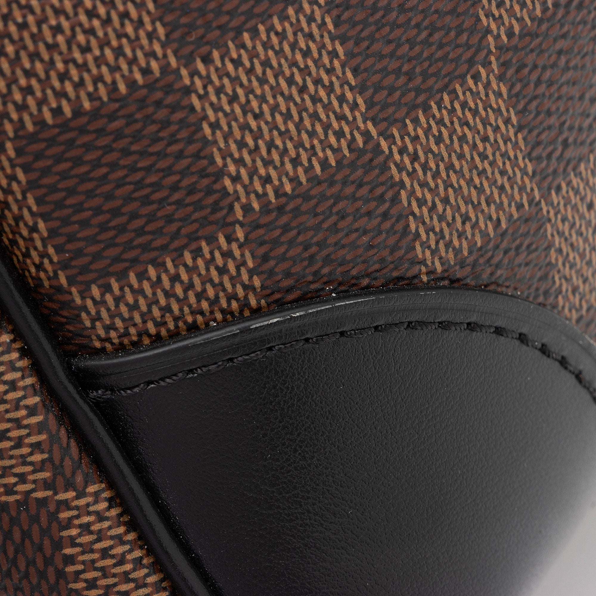 Louis Vuitton Damier Ebene Odeon MM NM Shoulder Bag (SHF-kv3tmb)