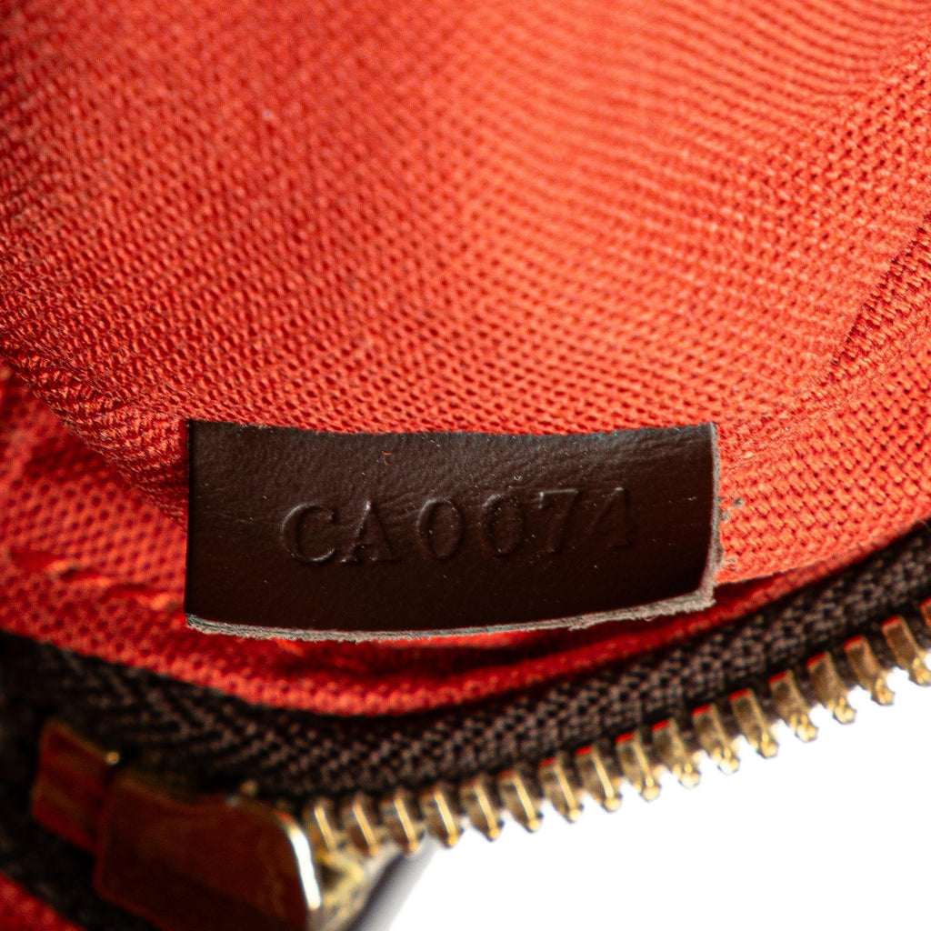 Louis Vuitton Damier Ebene Olav MM (SHG-DN2jmG)