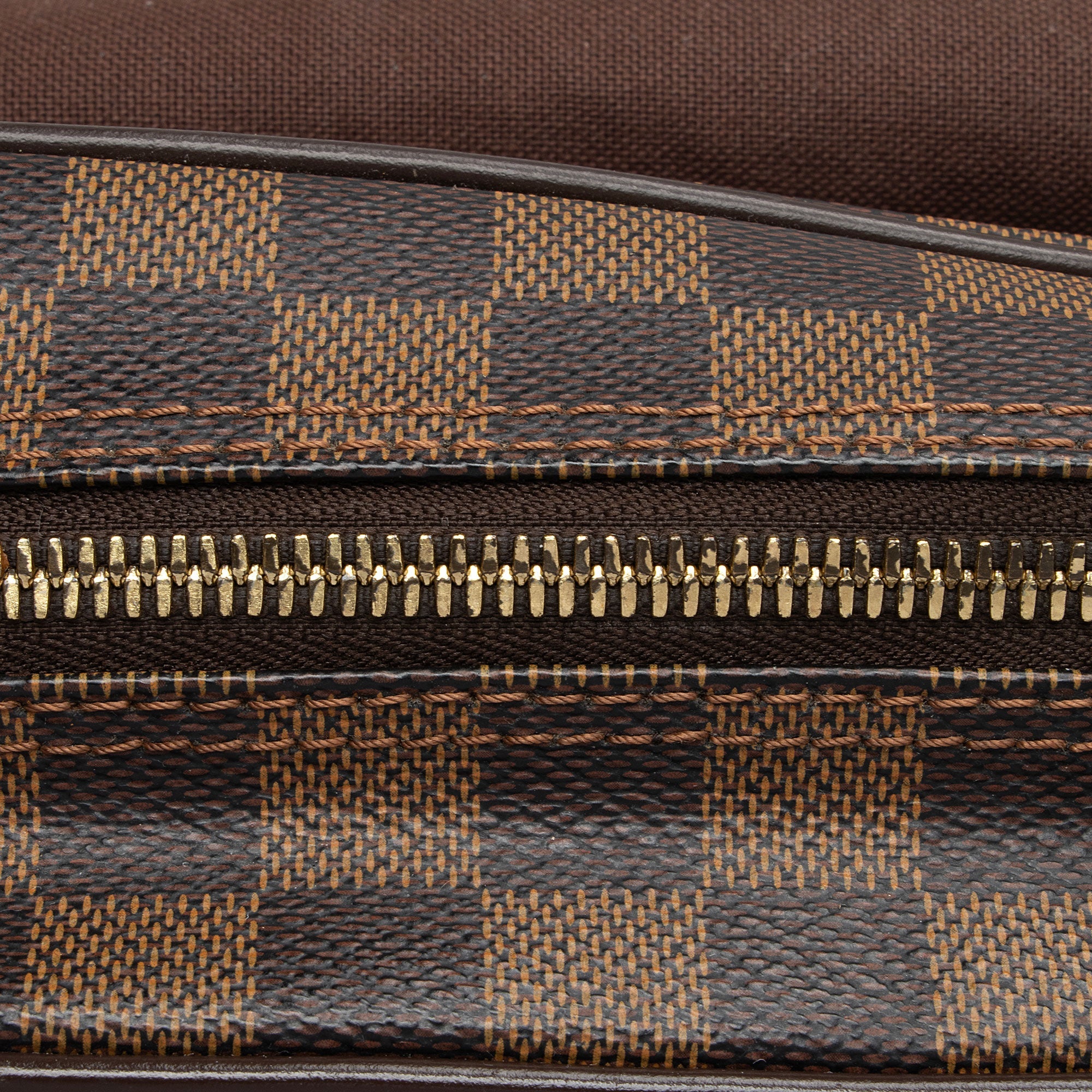 Louis Vuitton Damier Ebene Shelton MM Messenger
