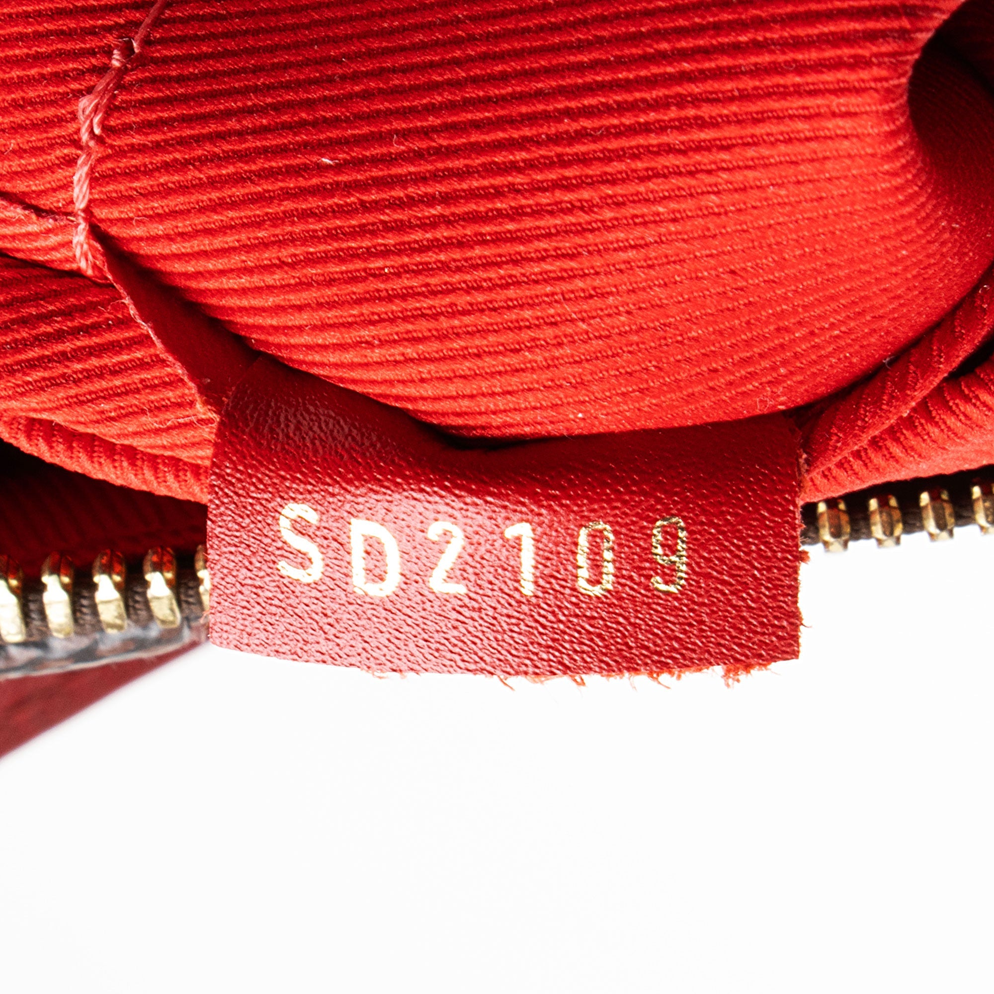 Louis Vuitton Damier Ebene South Bank Besace Shoulder Bag