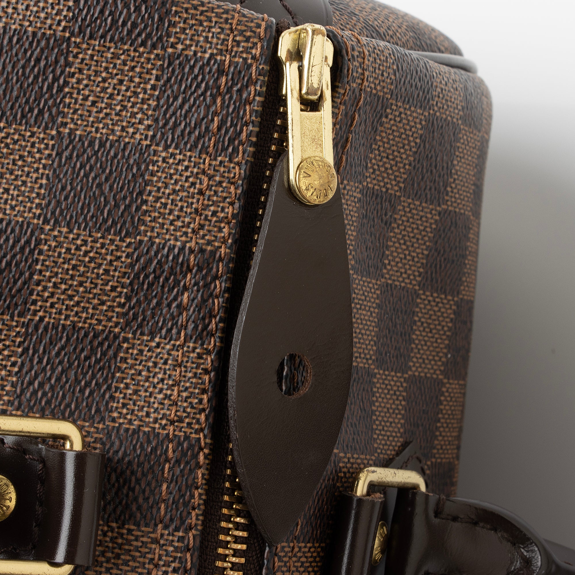 Louis Vuitton Damier Ebene Speedy 30 Satchel (SHF-iP09MB)