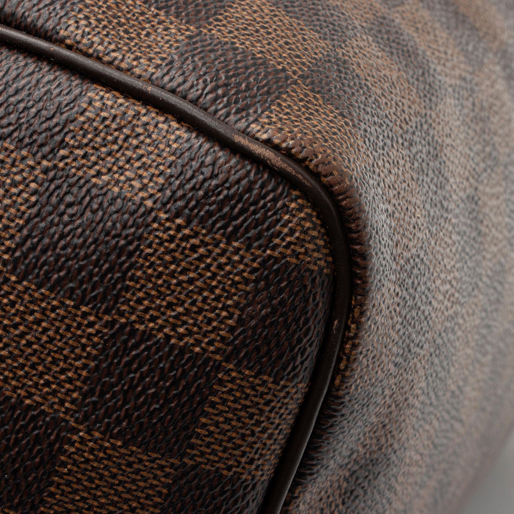 Louis Vuitton Damier Ebene Speedy 30 Satchel (SHF-woWUpp)