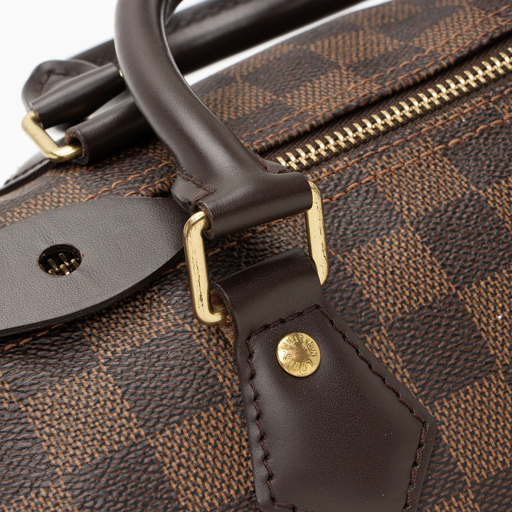 Louis Vuitton Damier Ebene Speedy 30 Satchel (SHF-woWUpp)