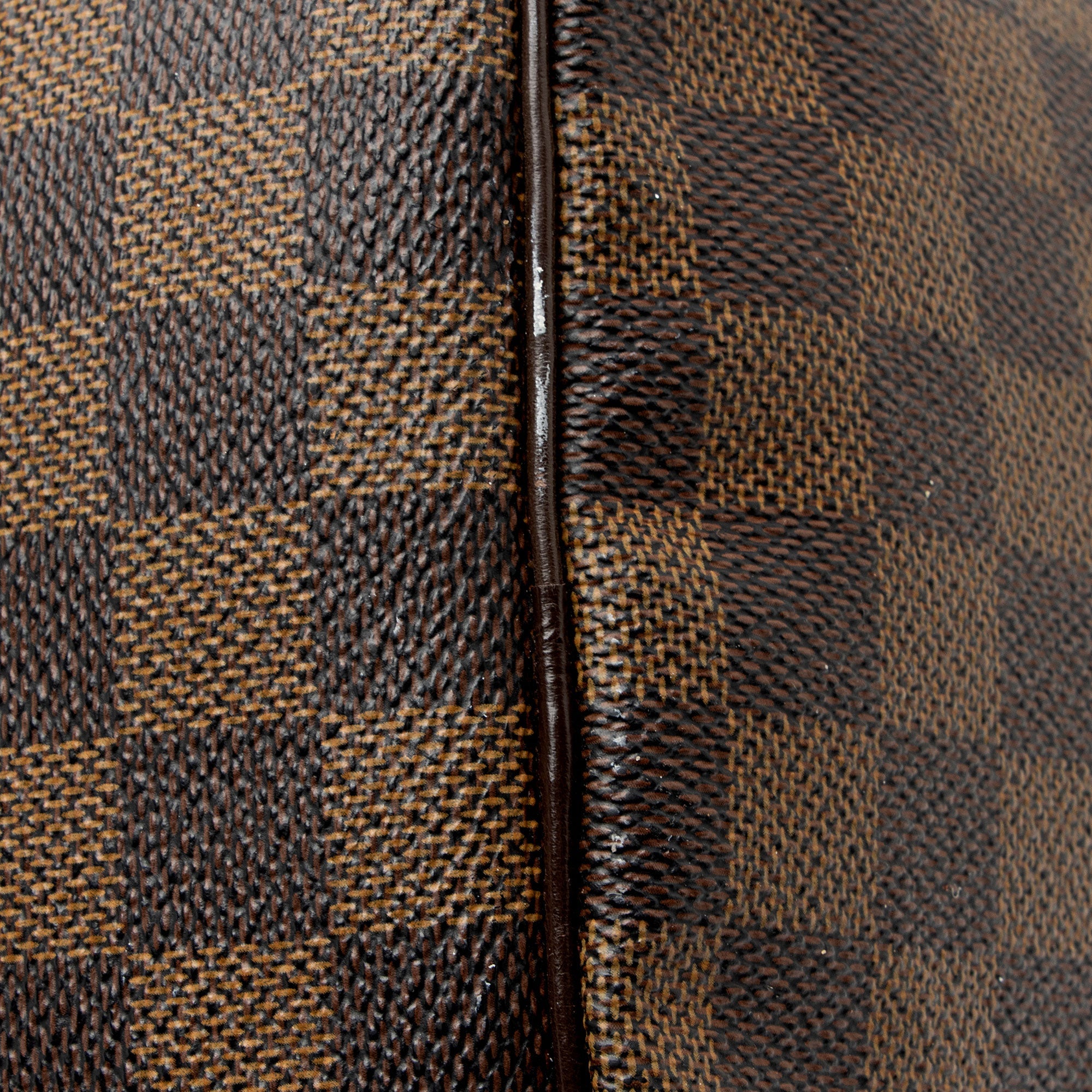 Louis Vuitton Damier Ebene Speedy 30 Satchel (SHF-yrMtsc)