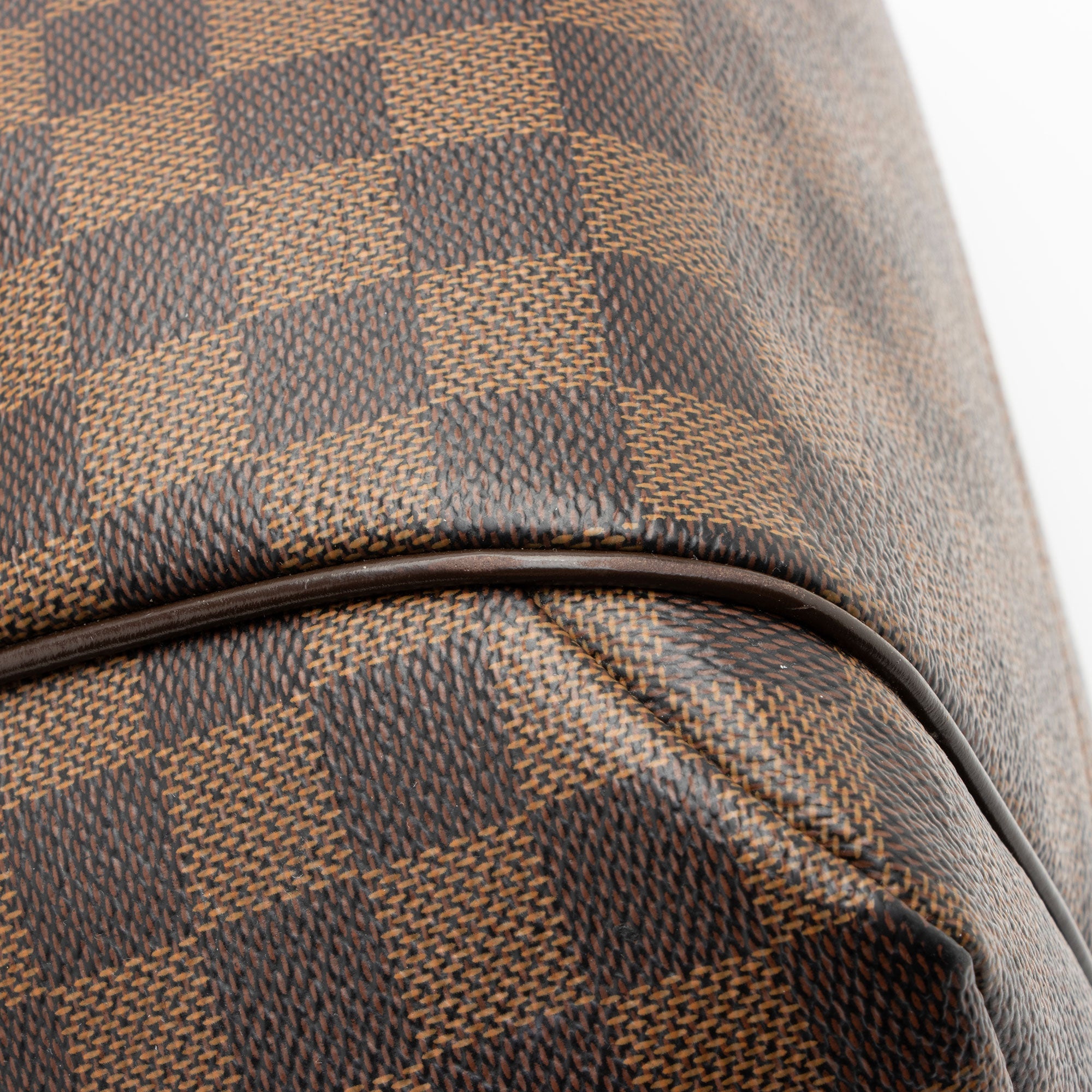 Louis Vuitton Damier Ebene Totally MM Tote (SHF-tIZLqg)
