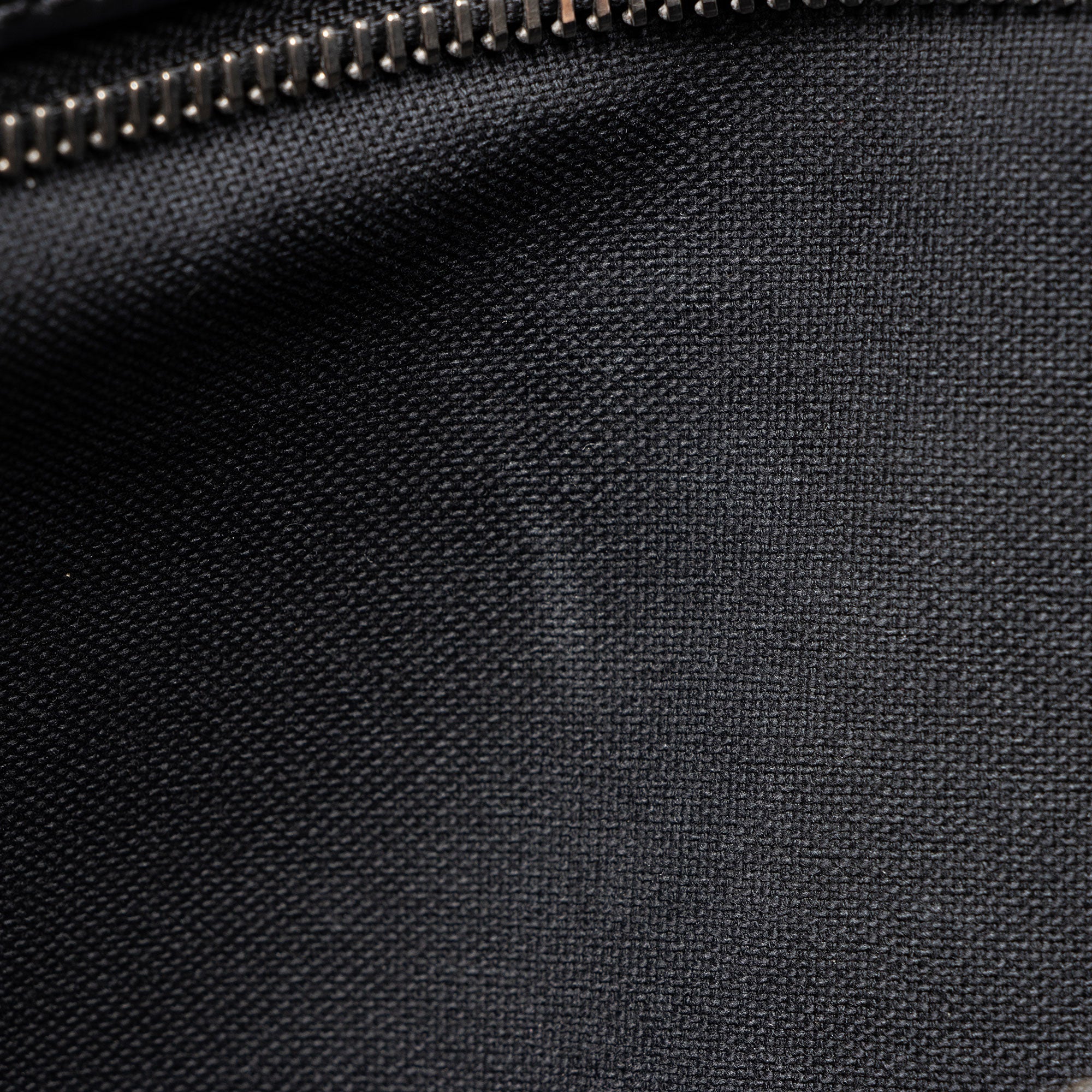 Louis Vuitton Damier Graphite Daniel MM Messenger (SHF-gXB02D)