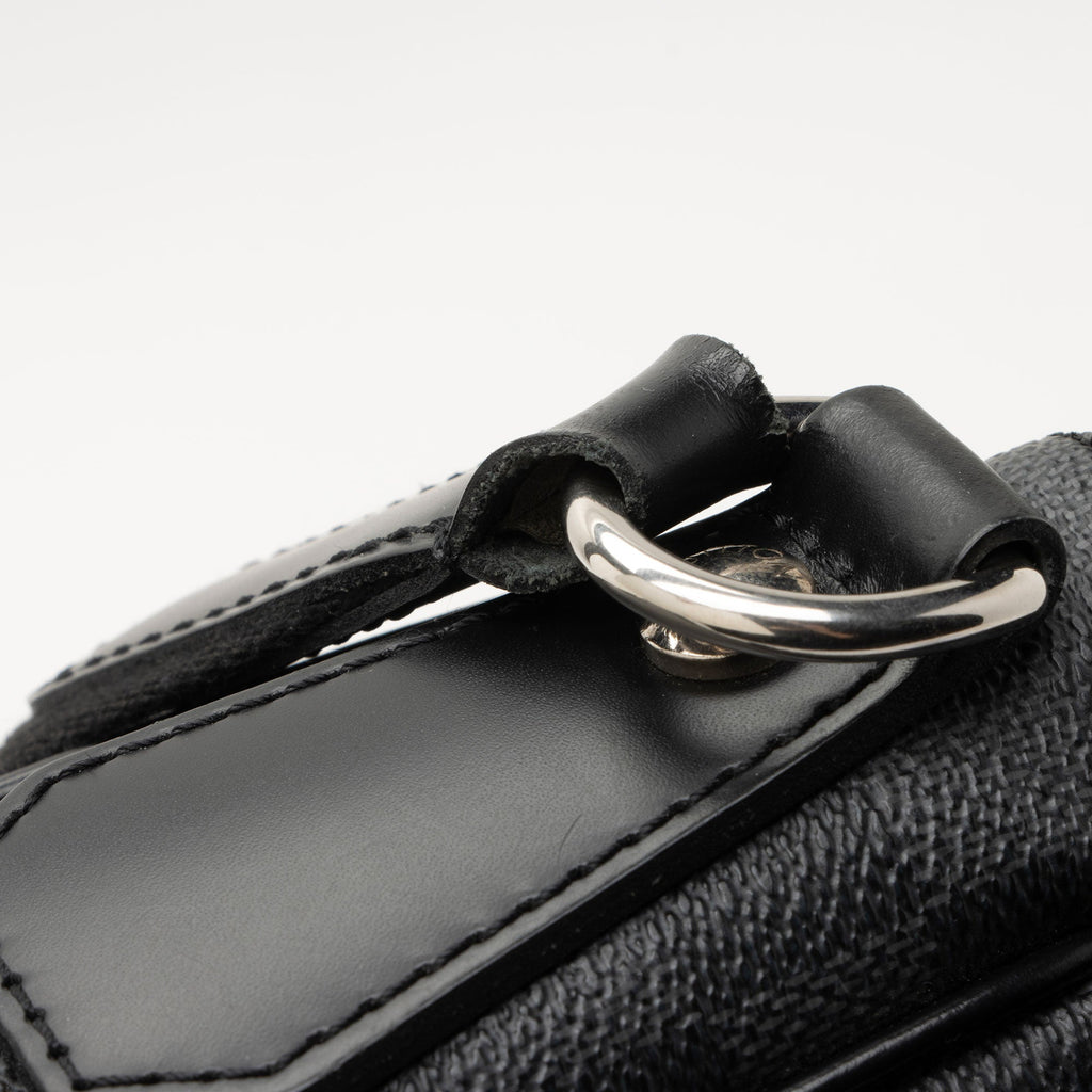 Louis Vuitton Damier Graphite Daniel MM Messenger (SHF-gXB02D)