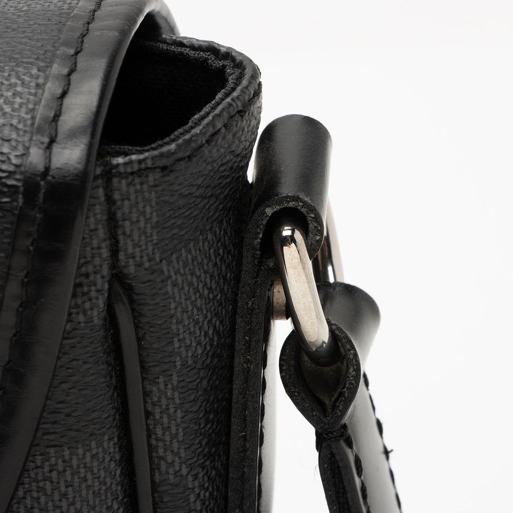 Louis Vuitton Damier Graphite Daniel MM Messenger (SHF-gXB02D)