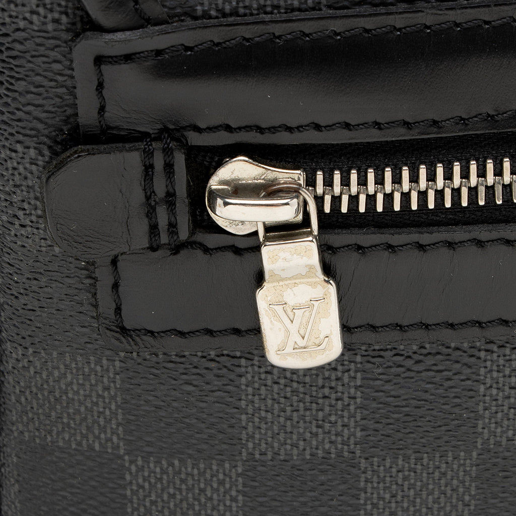 Louis Vuitton Damier Graphite Daniel MM Messenger