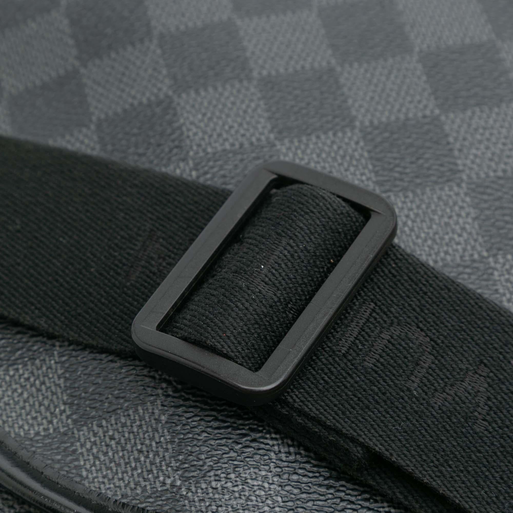 Louis Vuitton Damier Graphite Daniel MM