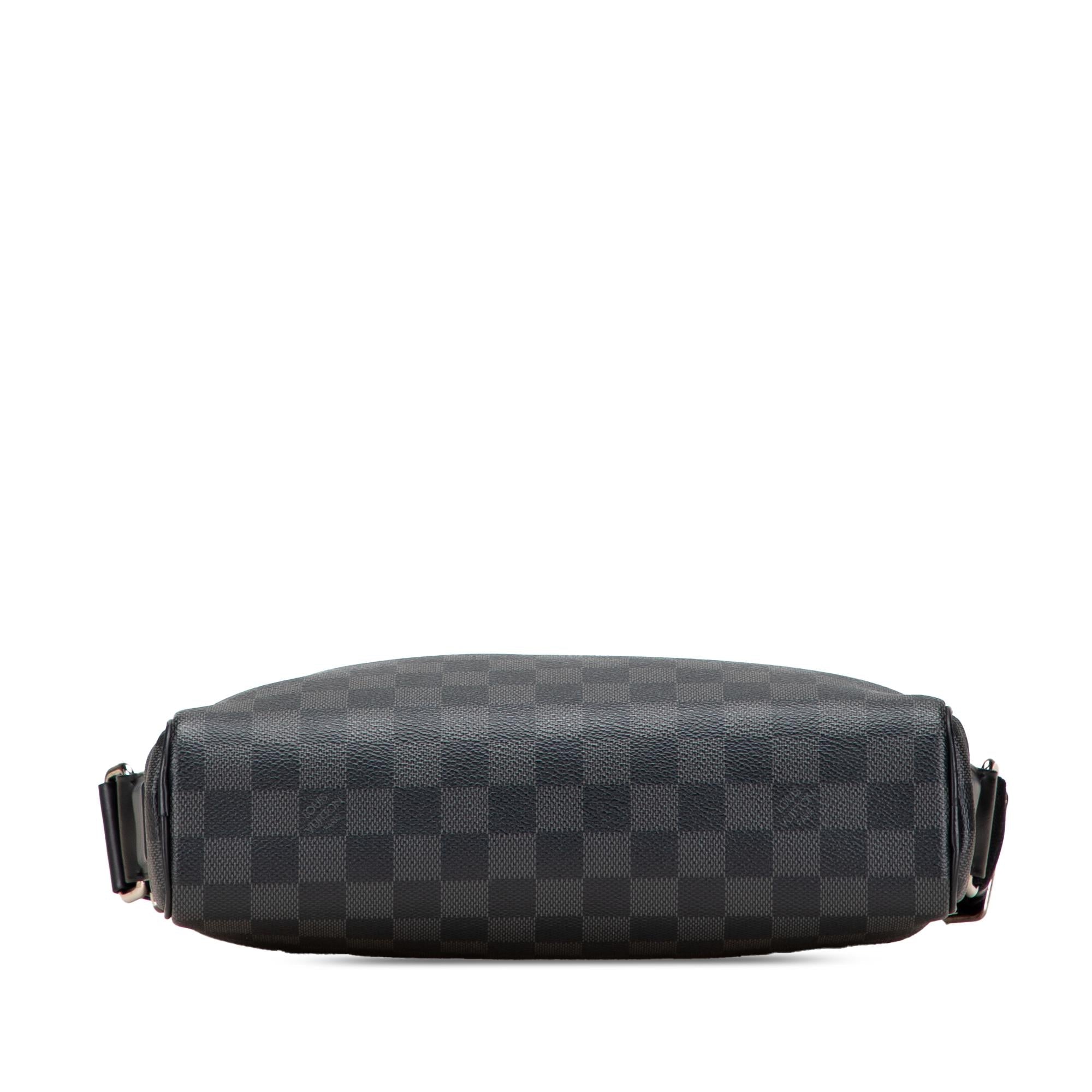 Louis Vuitton Damier Graphite Dayton Reporter PM