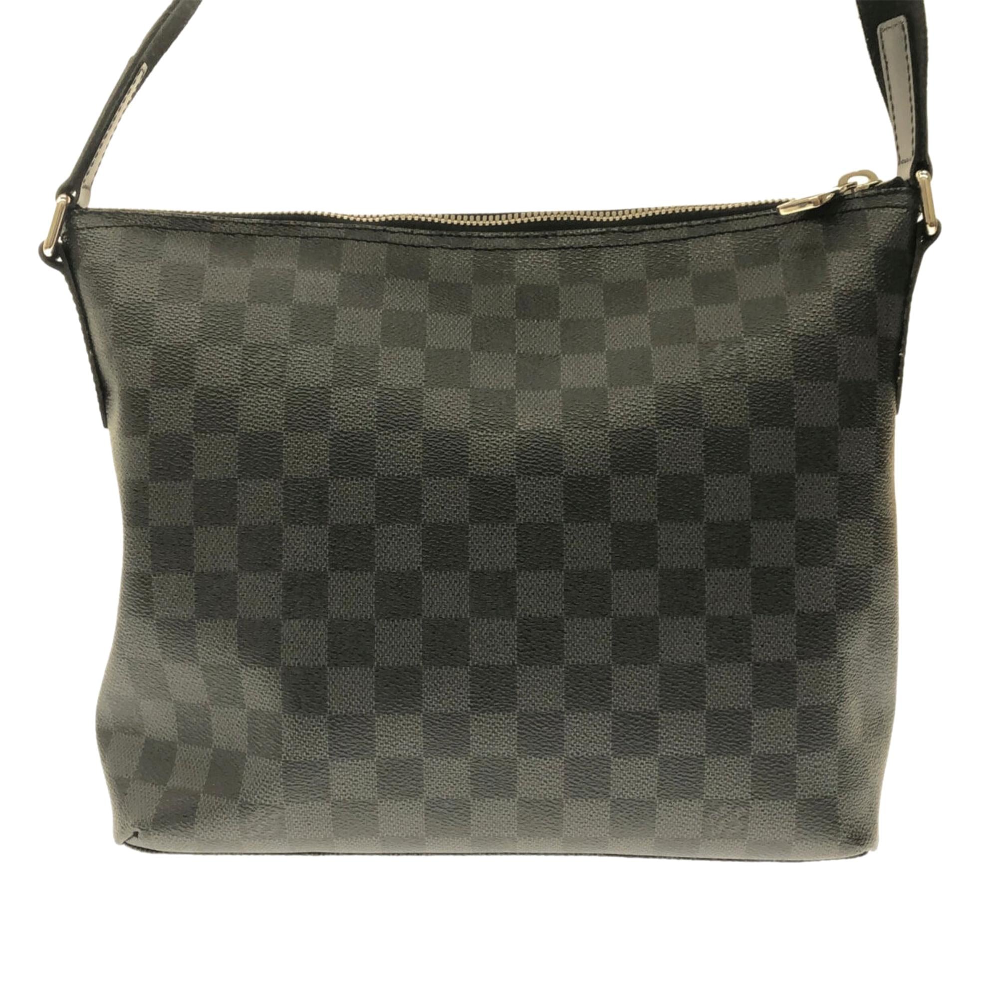 Louis Vuitton Damier Graphite Mick PM (SHG-35999)