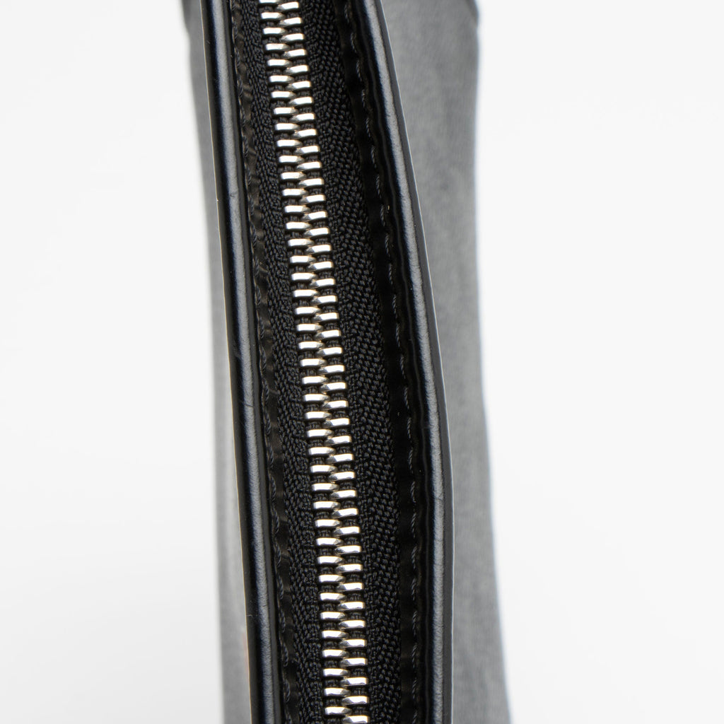 Louis Vuitton Damier Graphite Voyage MM Pochette