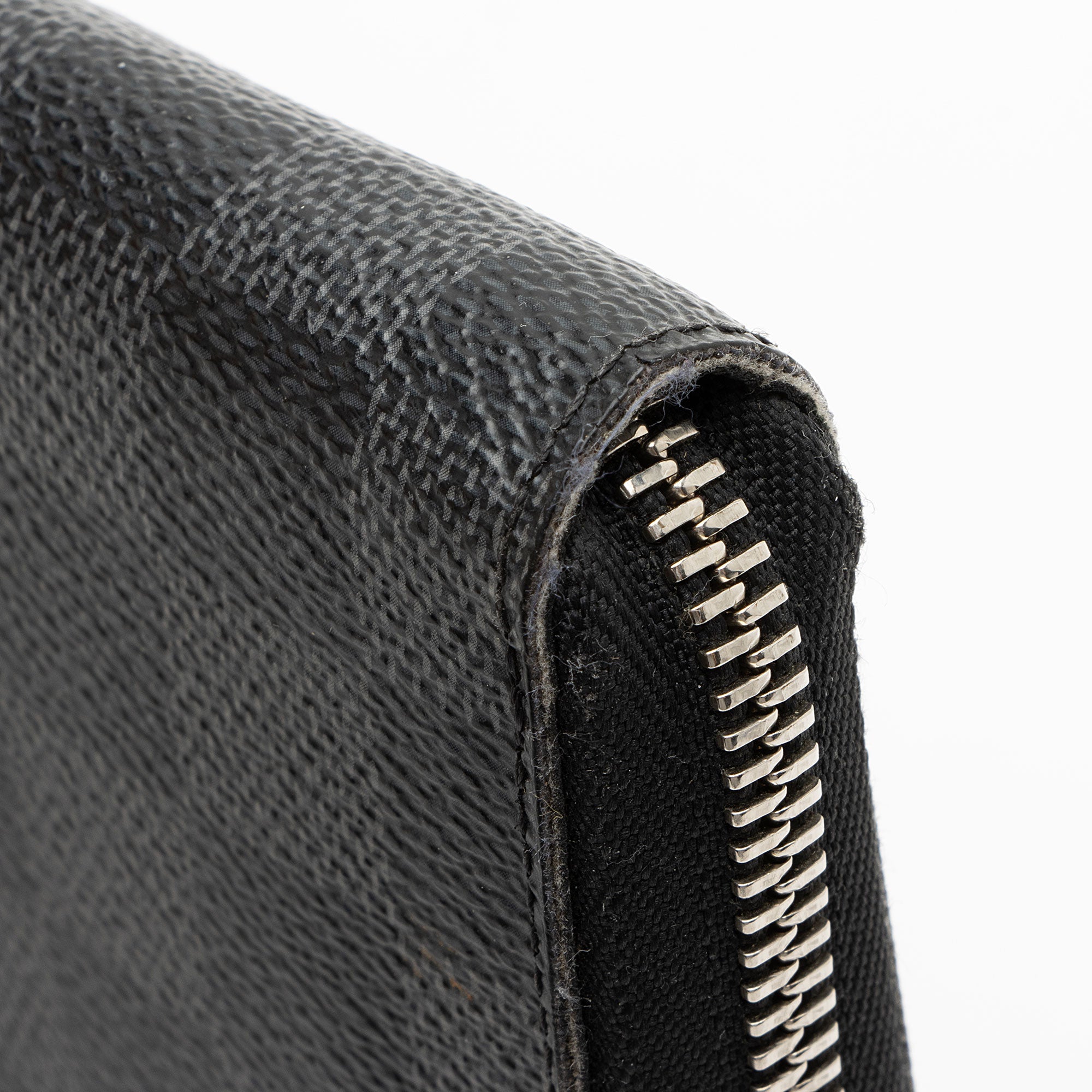 Louis Vuitton Damier Graphite Zippy Organizer Wallet