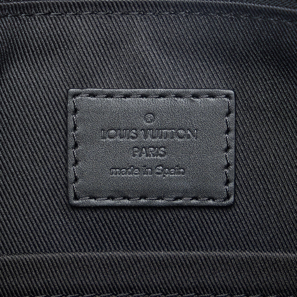 Louis Vuitton Damier Infini Discovery Messenger BB (SHG-HL37d7)