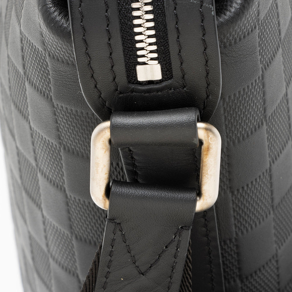 Louis Vuitton Damier Infini Discovery PM Messenger