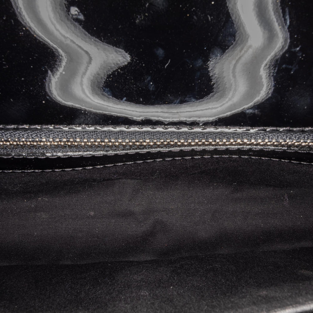 Louis Vuitton Electric Epi Sobe Clutch (SHG-34553)