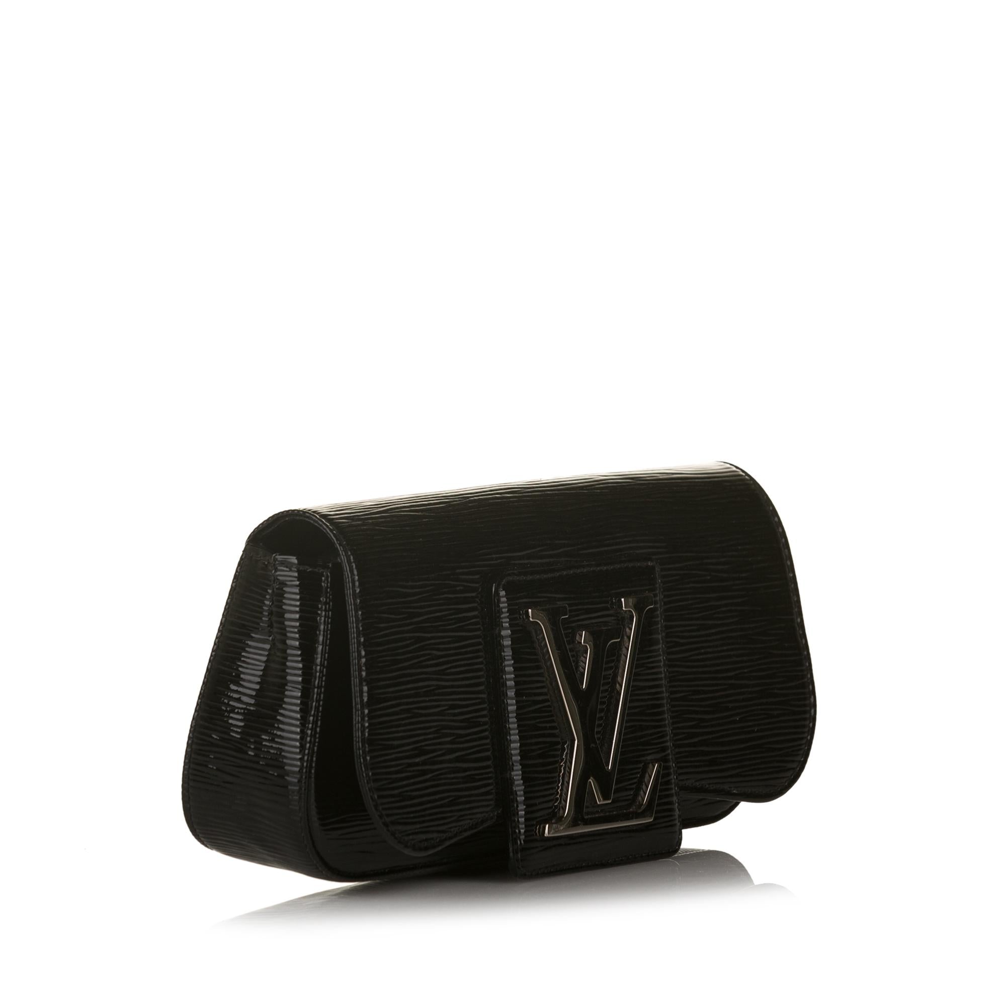 Louis Vuitton Electric Epi Sobe Clutch (SHG-34553)
