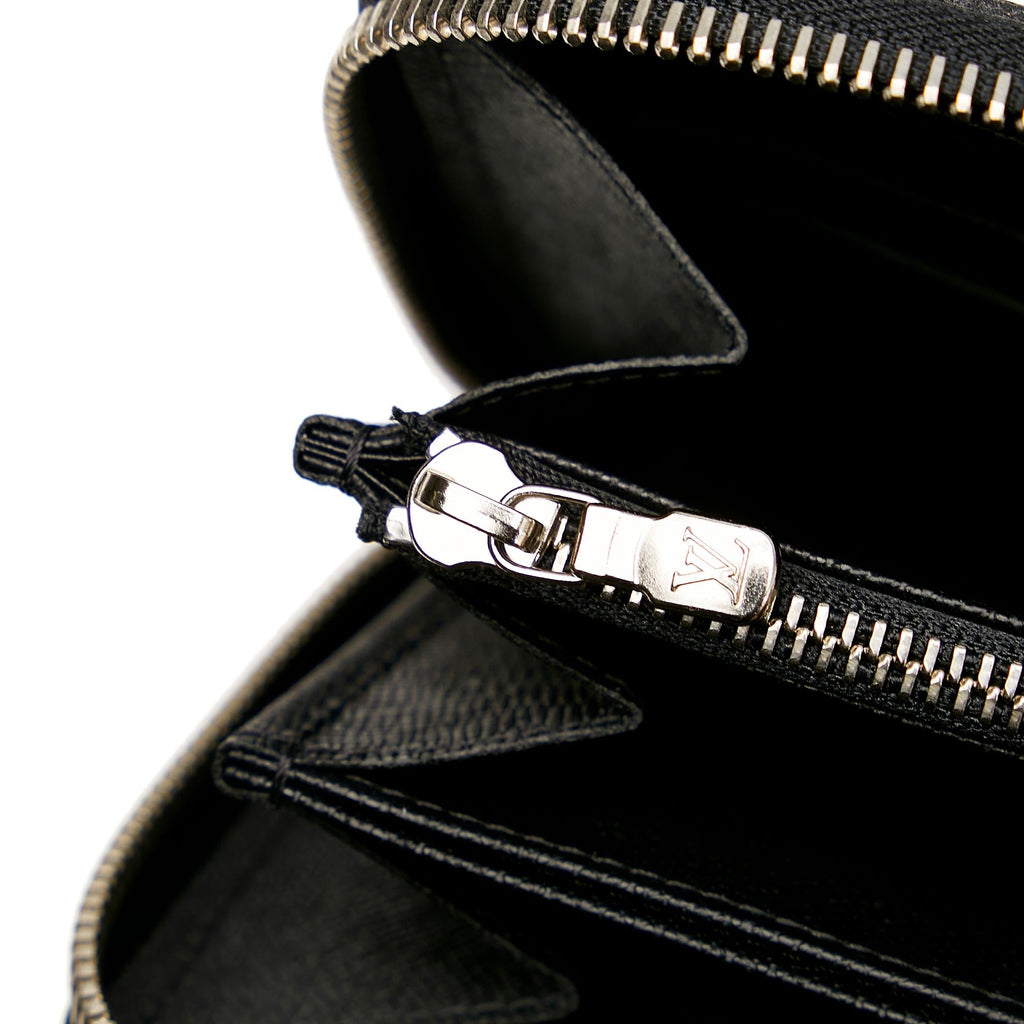 Louis Vuitton Electric Epi Zippy Long Wallet (SHG-27977)