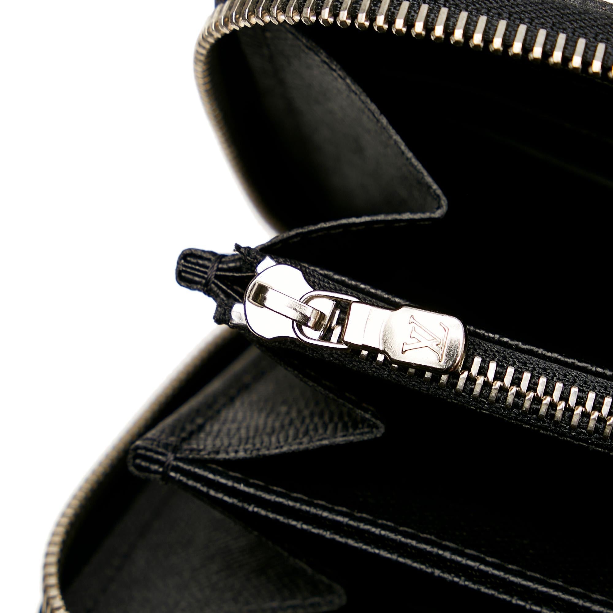 Louis Vuitton Electric Epi Zippy Long Wallet (SHG-27977)