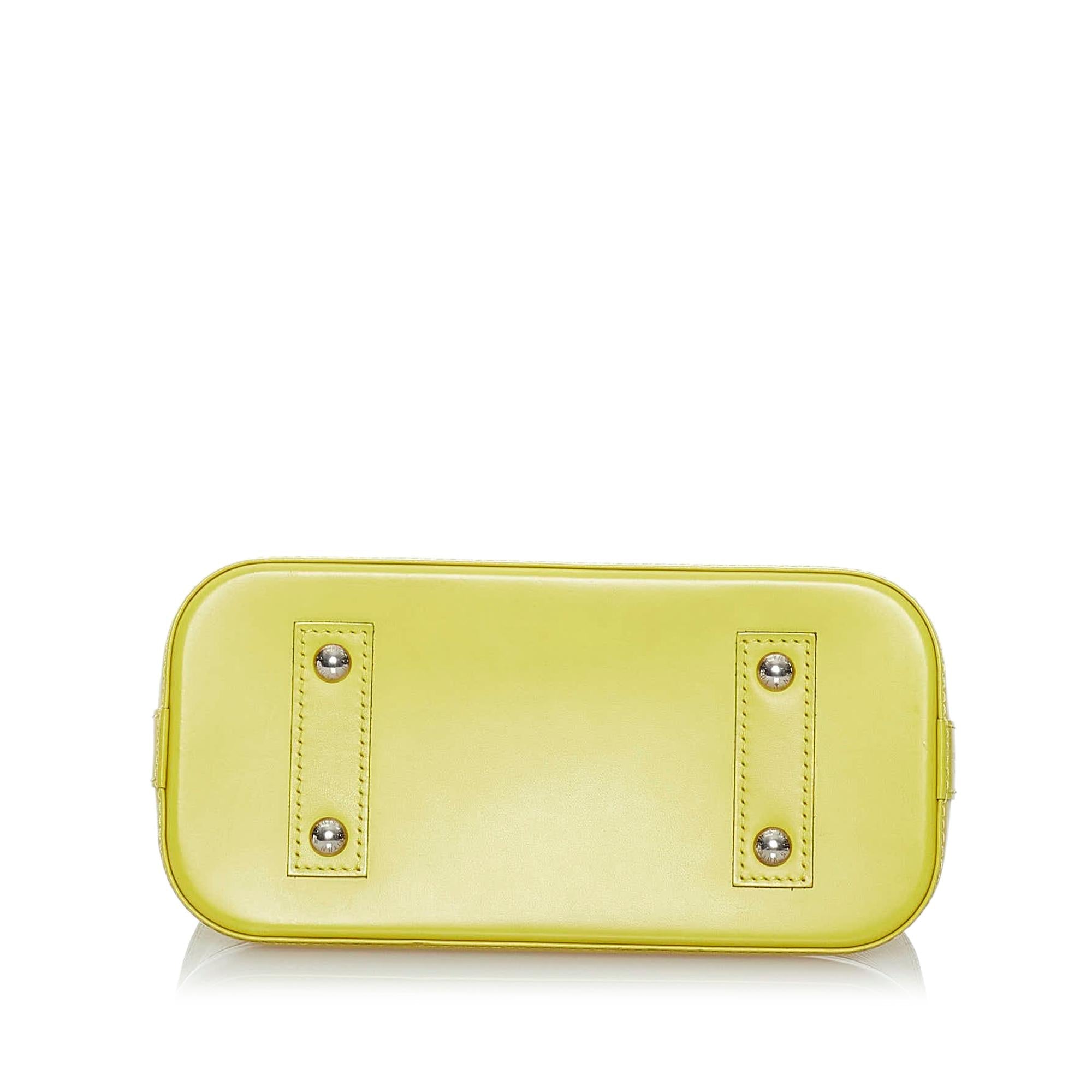 Louis Vuitton Epi Alma BB (SHG-MddvlM)