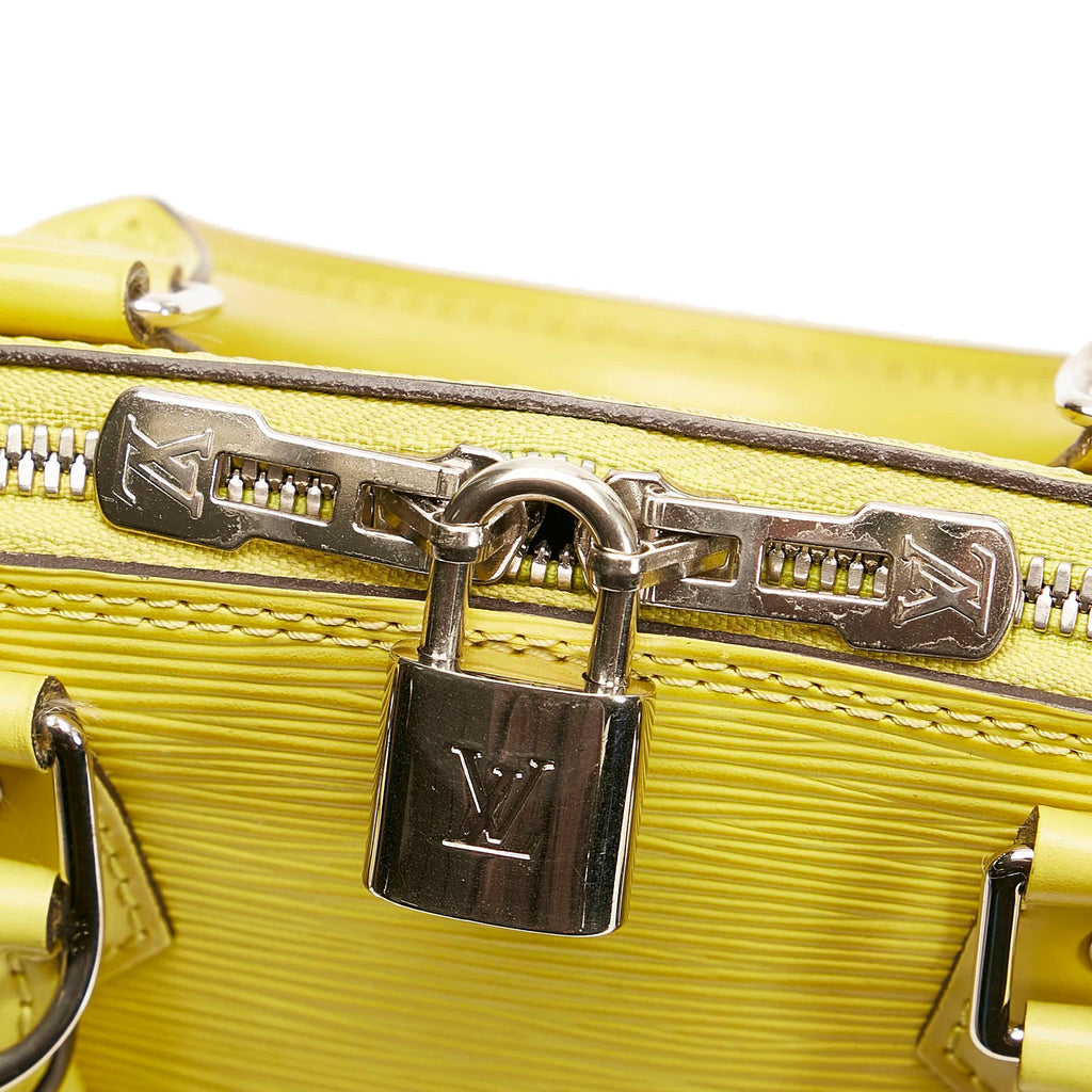 Louis Vuitton Epi Alma BB (SHG-MddvlM)