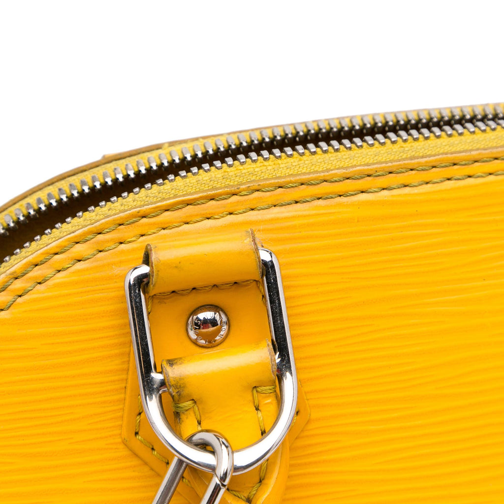 Louis Vuitton Epi Alma BB (SHG-BLzt4S)