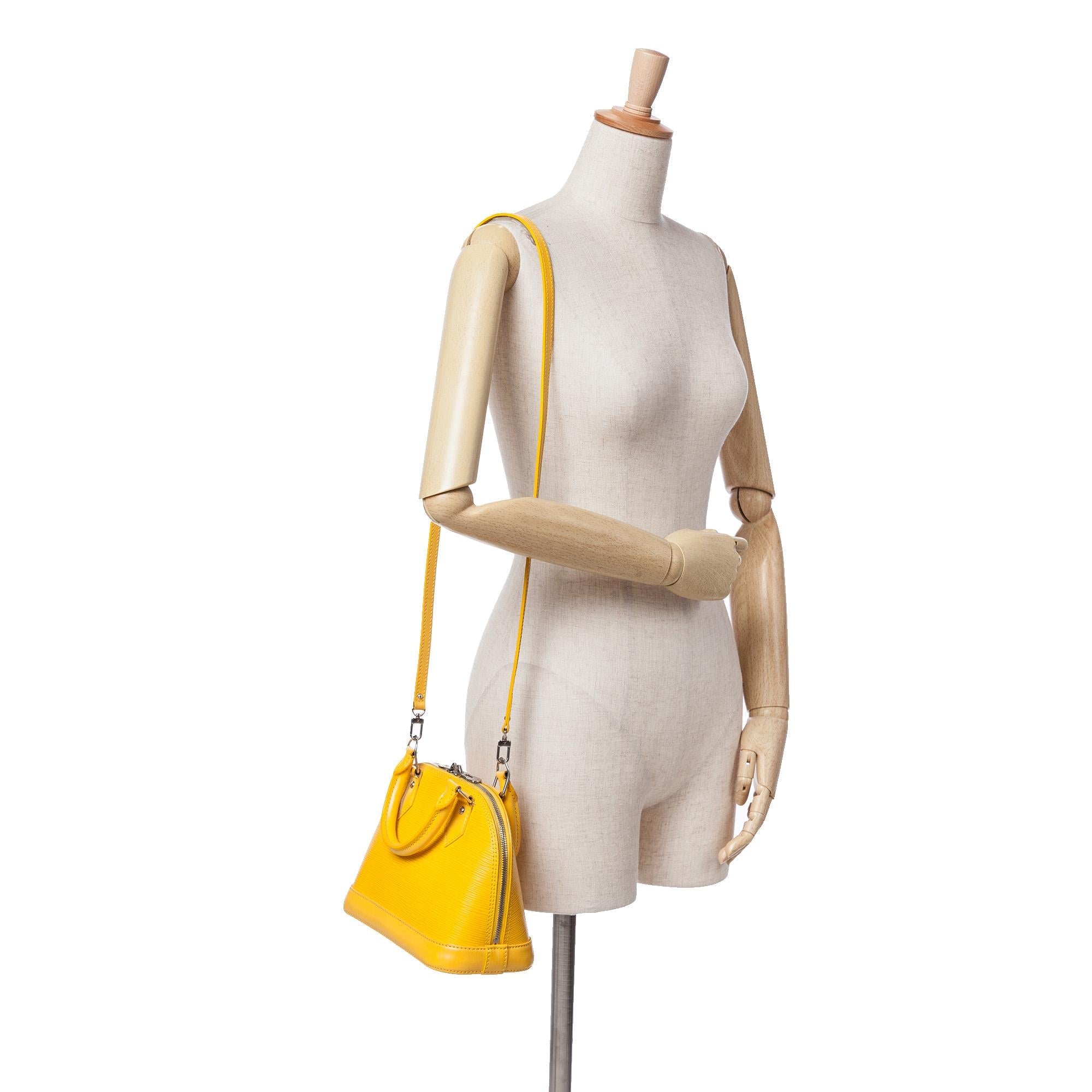 Louis Vuitton Epi Alma BB