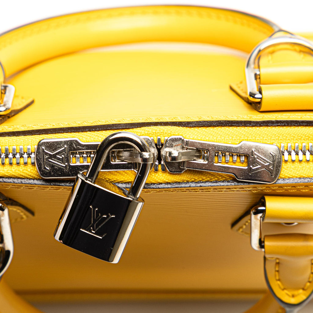 Louis Vuitton Epi Alma BB