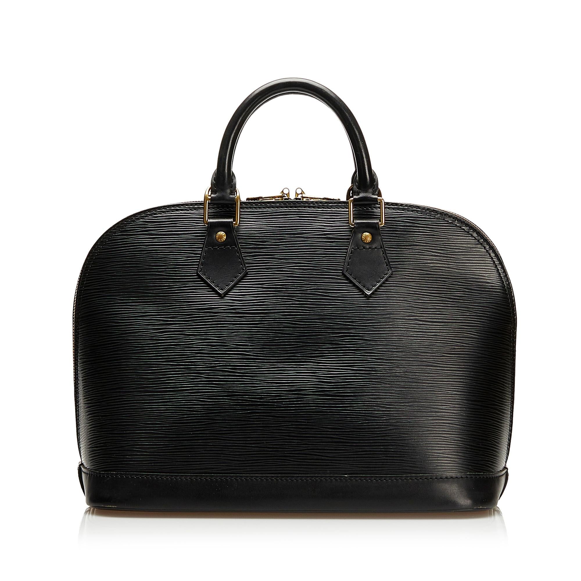 Louis Vuitton Epi Alma MM (SHG-35910)