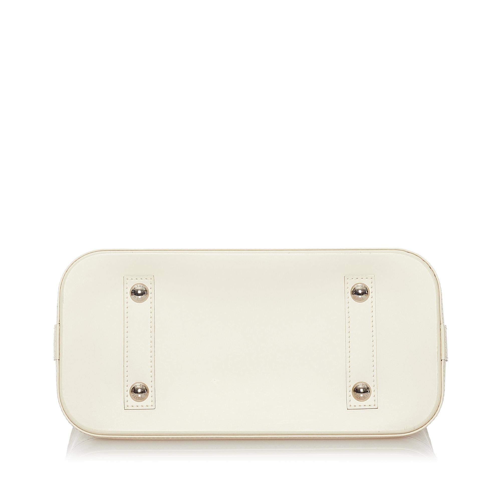 Louis Vuitton Epi Alma PM (SHG-27170)