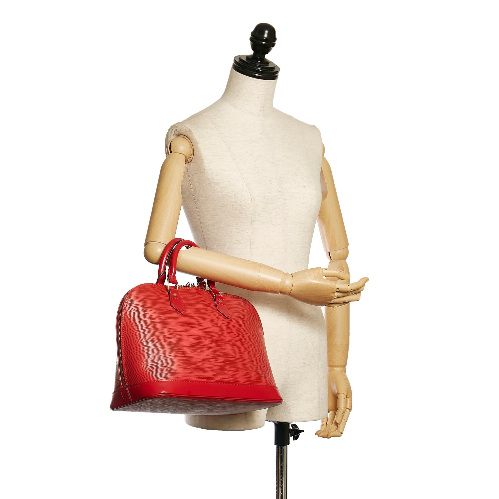 Louis Vuitton Epi Alma PM (SHG-34285)