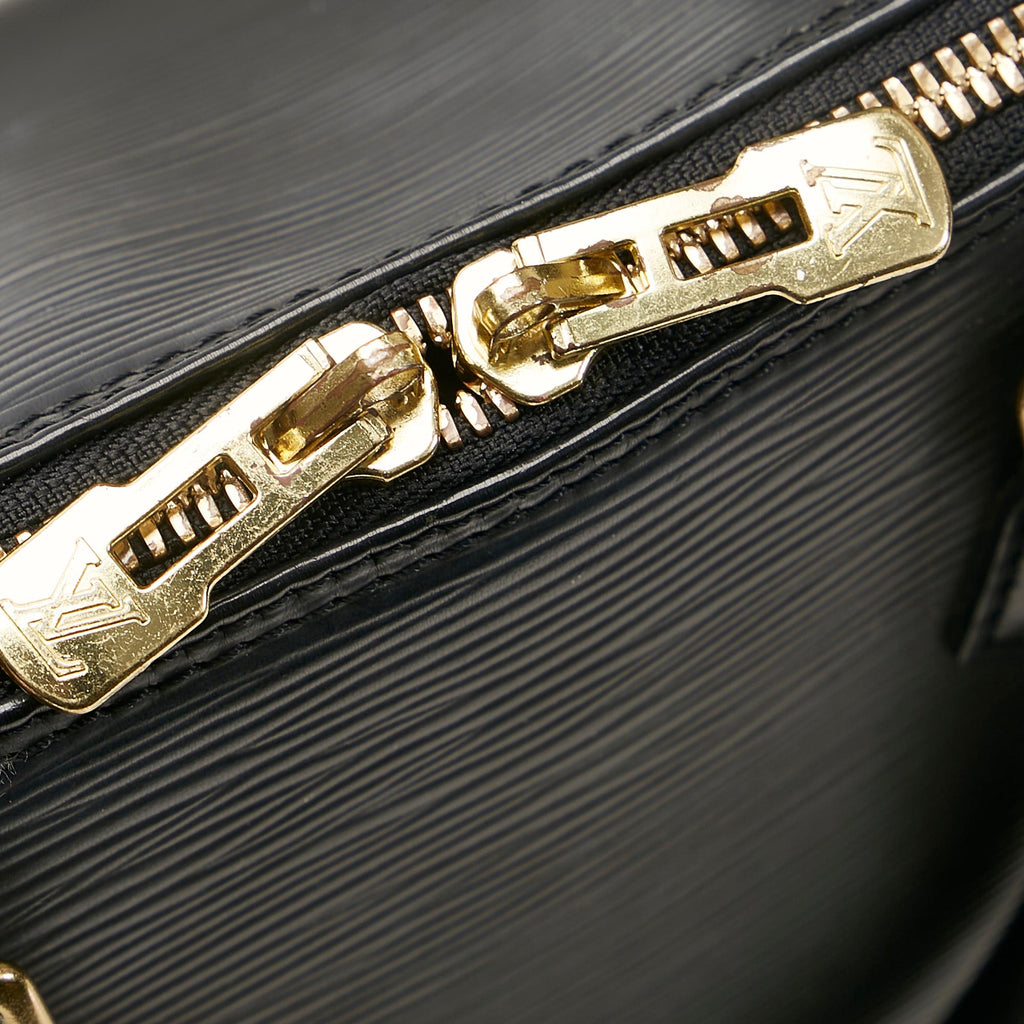 Louis Vuitton Epi Alma PM (SHG-35445)