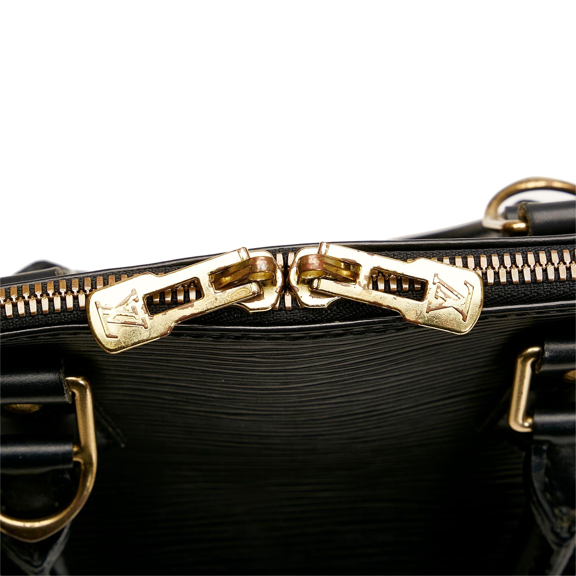 Louis Vuitton Epi Alma PM (SHG-36882)