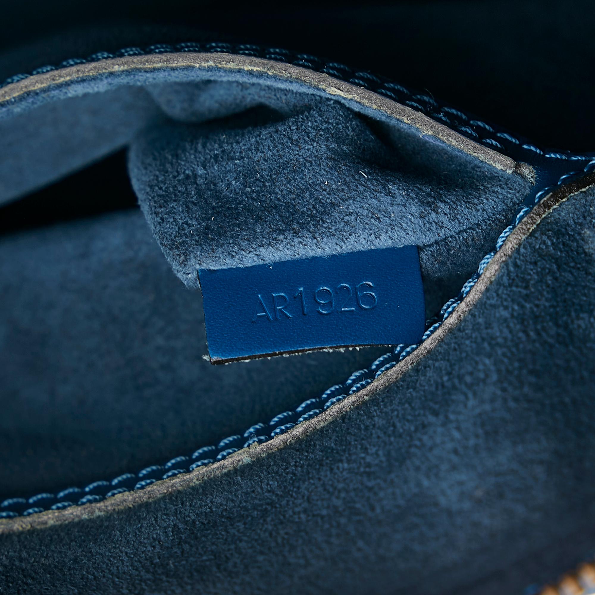 Louis Vuitton Epi Alma PM (SHG-o0LU0b)