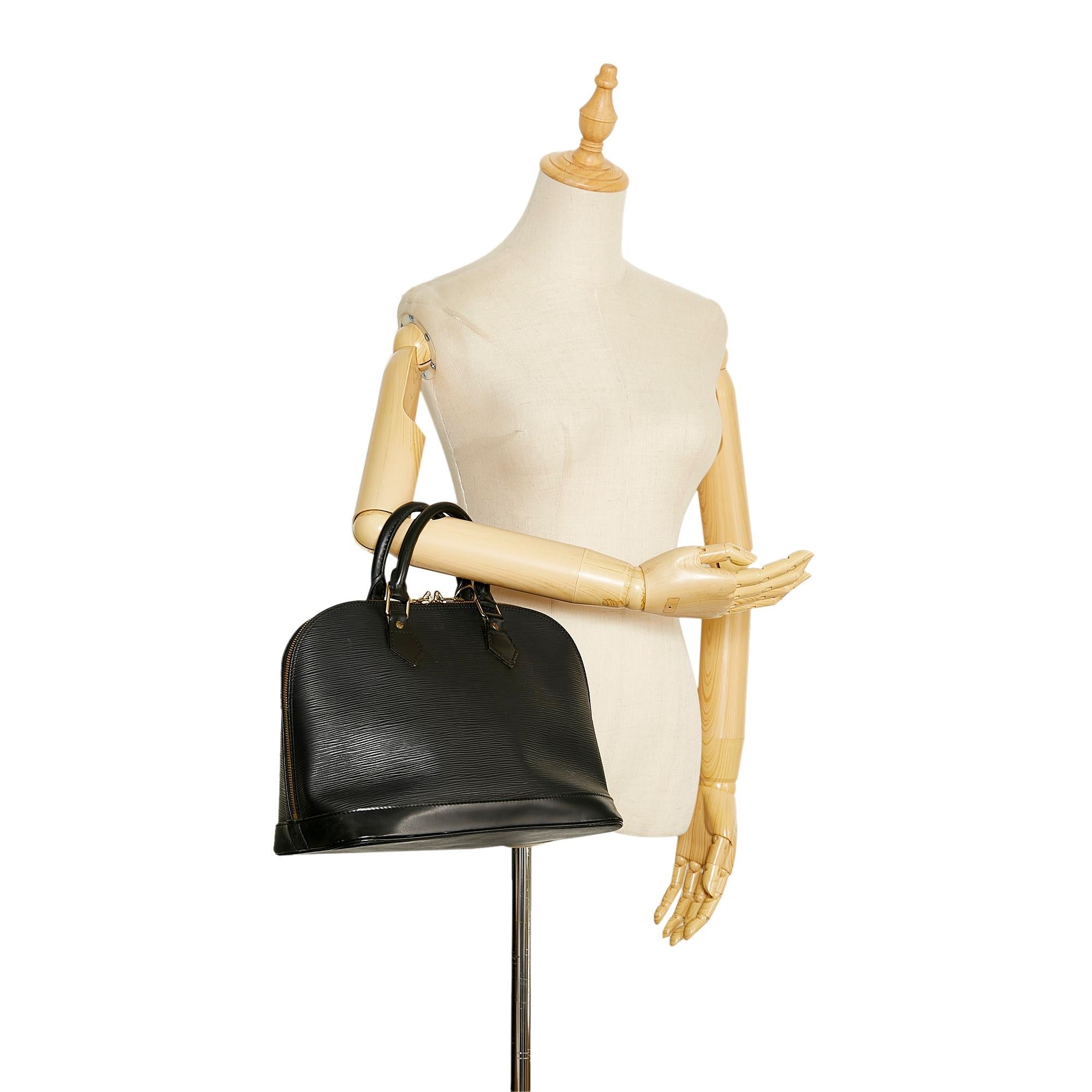 Louis Vuitton Epi Alma PM (SHG-PahZzE)