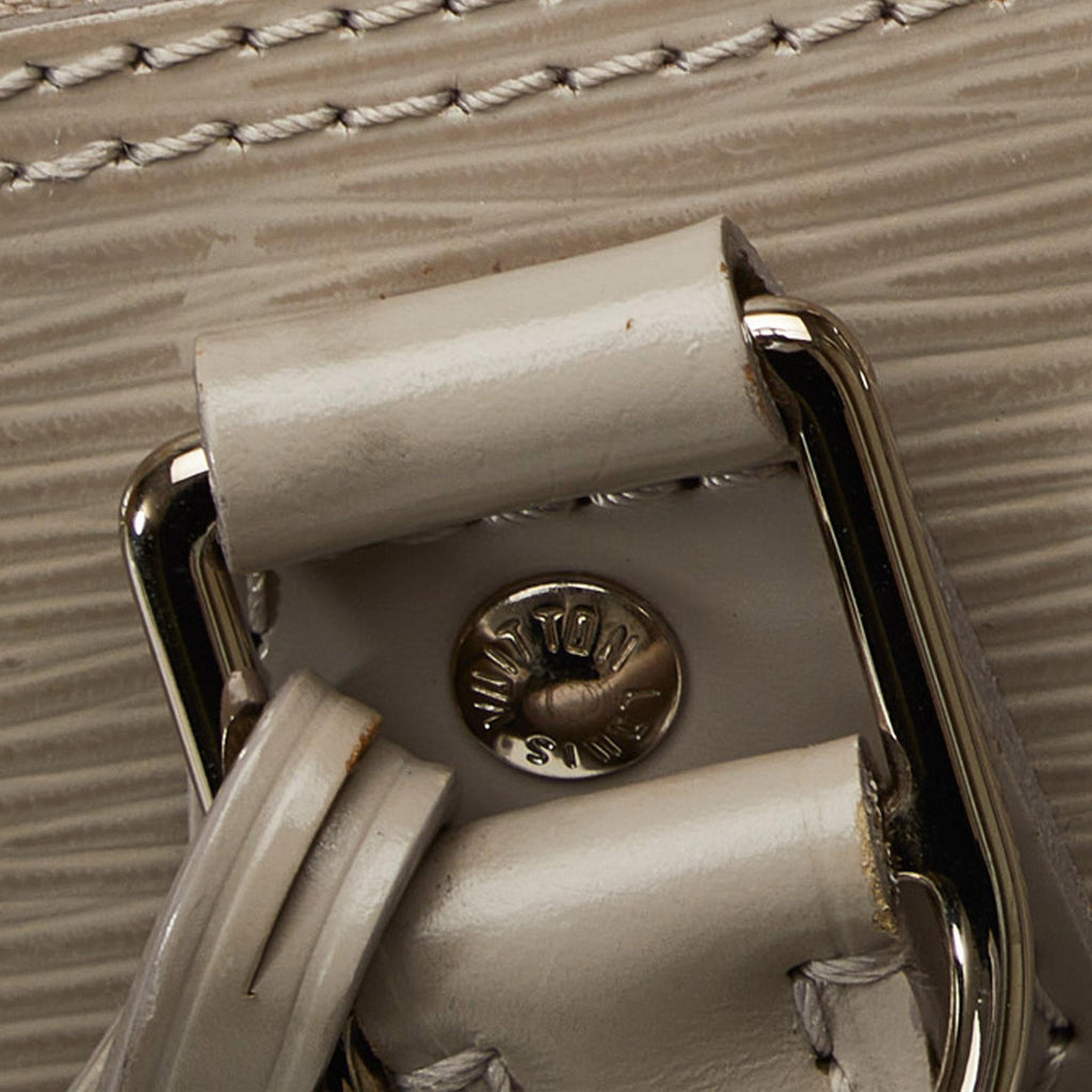 Louis Vuitton Epi Alma PM (SHG-RaOMX5)