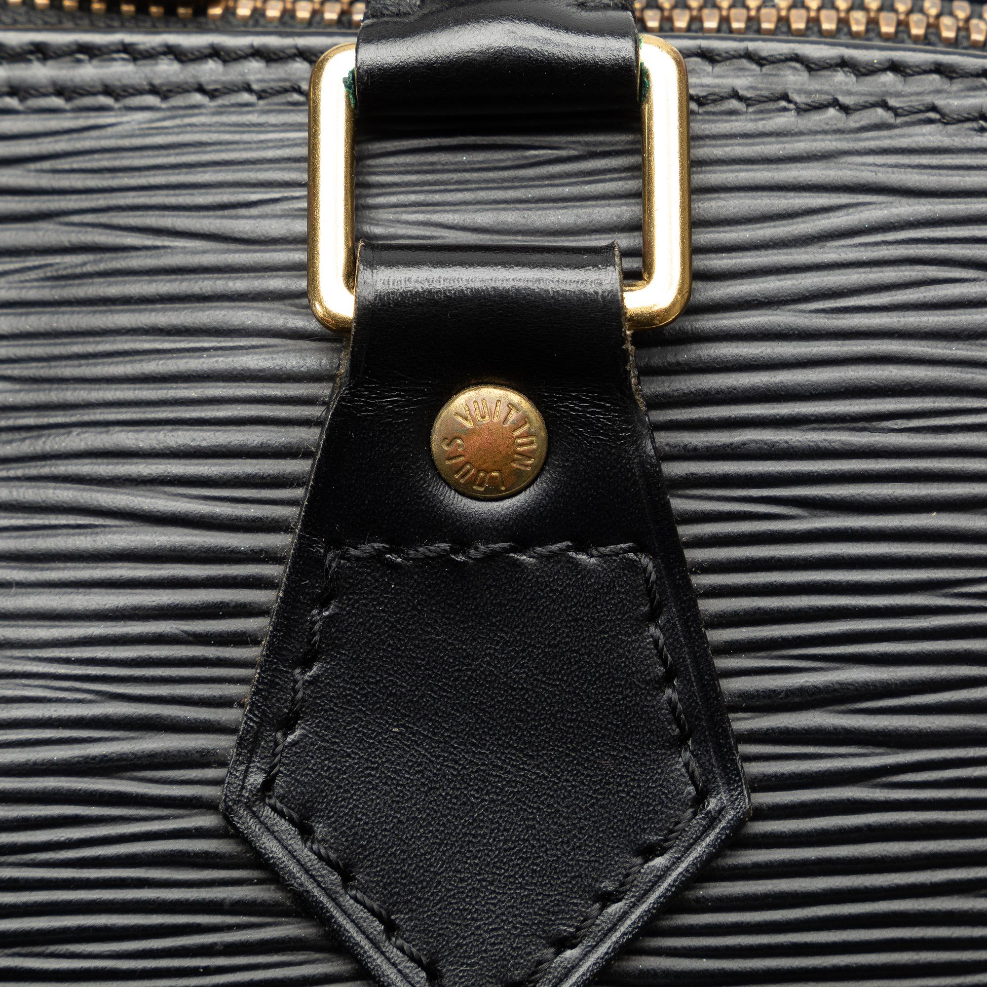 Louis Vuitton Epi Alma PM (SHG-CBfk3B)