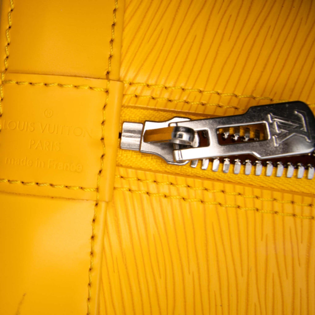 Louis Vuitton Epi Alma PM